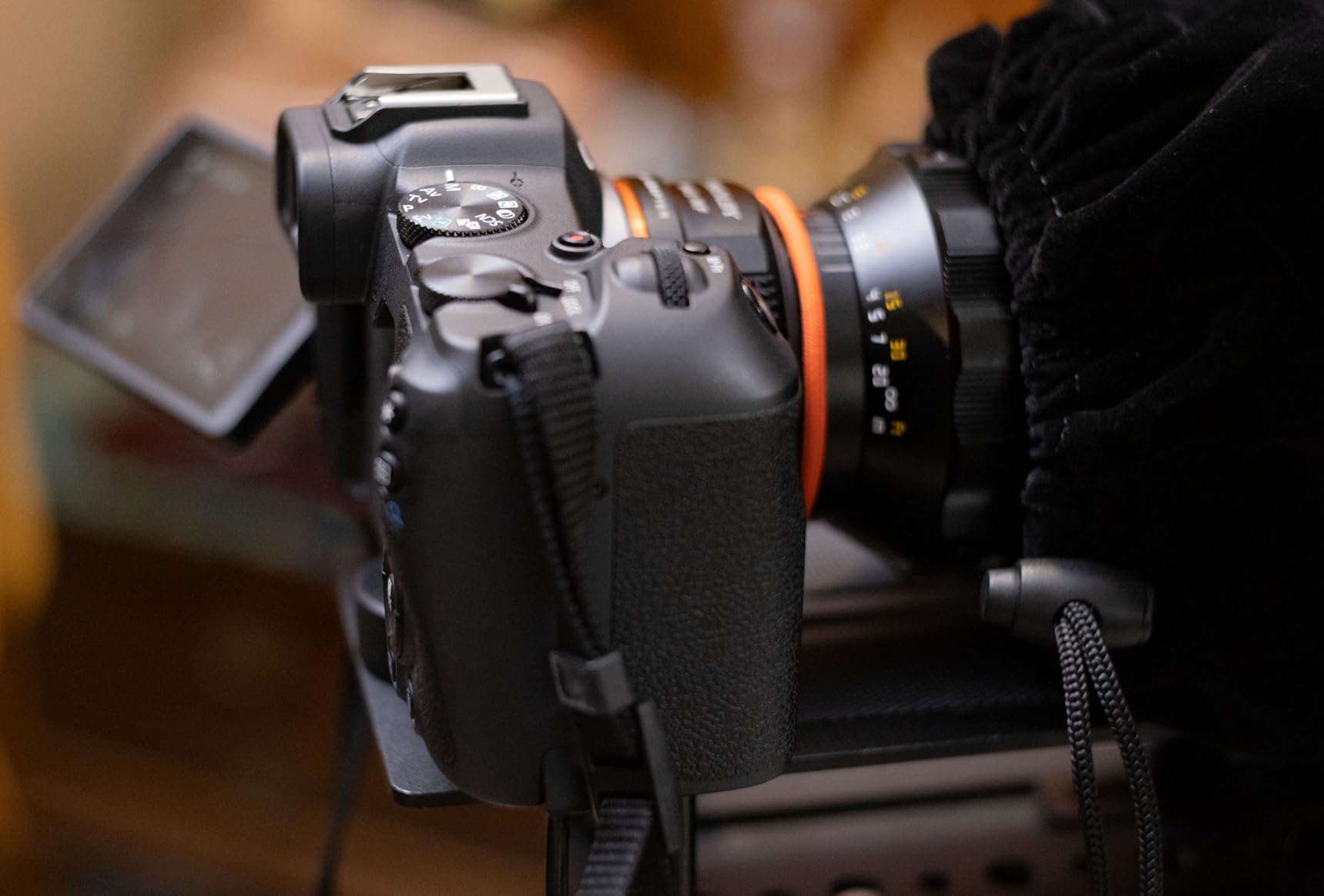 Glide Gear TMP 100 Teleprompter - DSLR, Tablet, Smartphone - 12