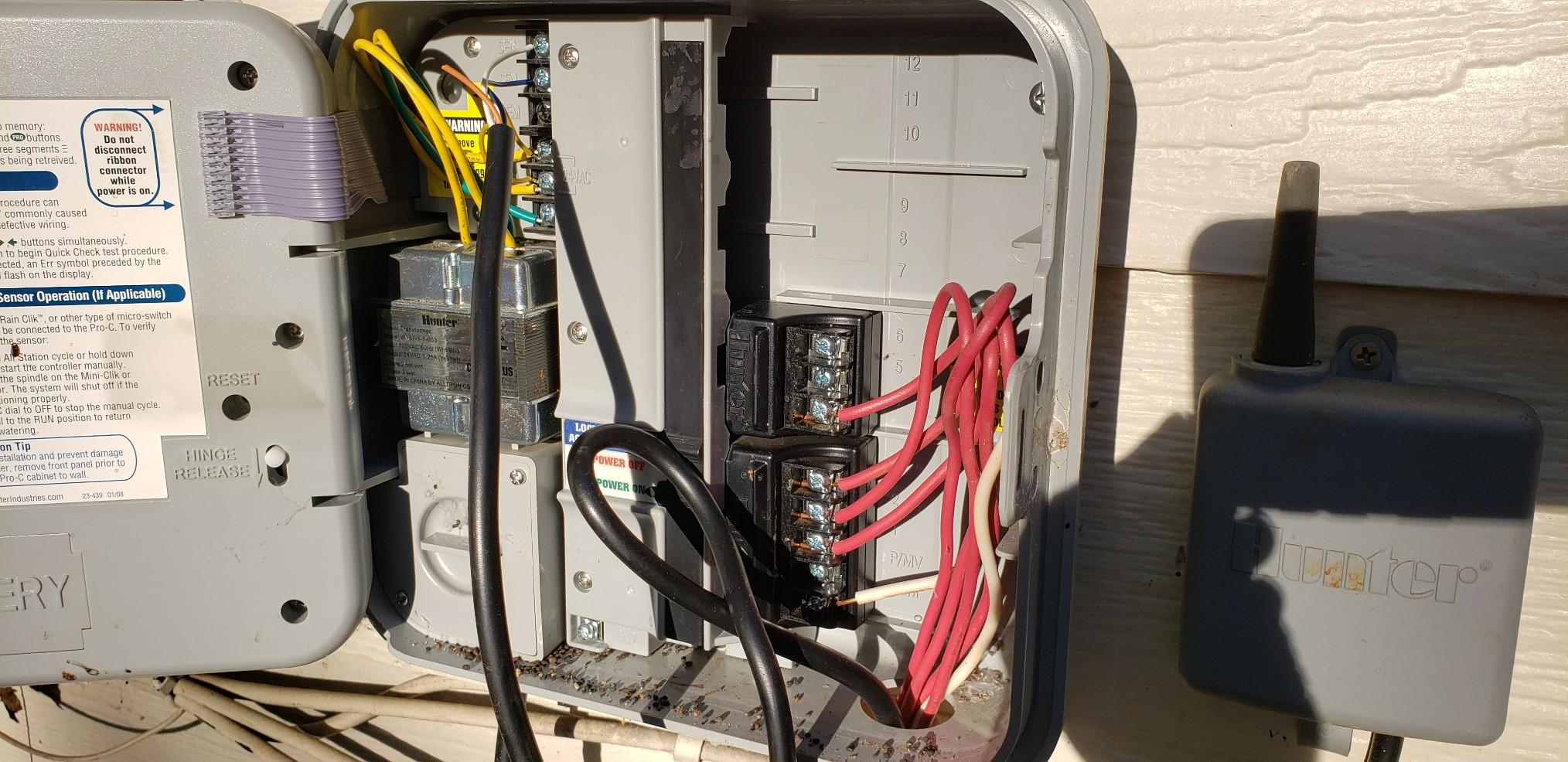 Orbit 57946 B-hyve 6-Zone Smart Indoor/Outdoor Sprinkler Controller customer photo 1