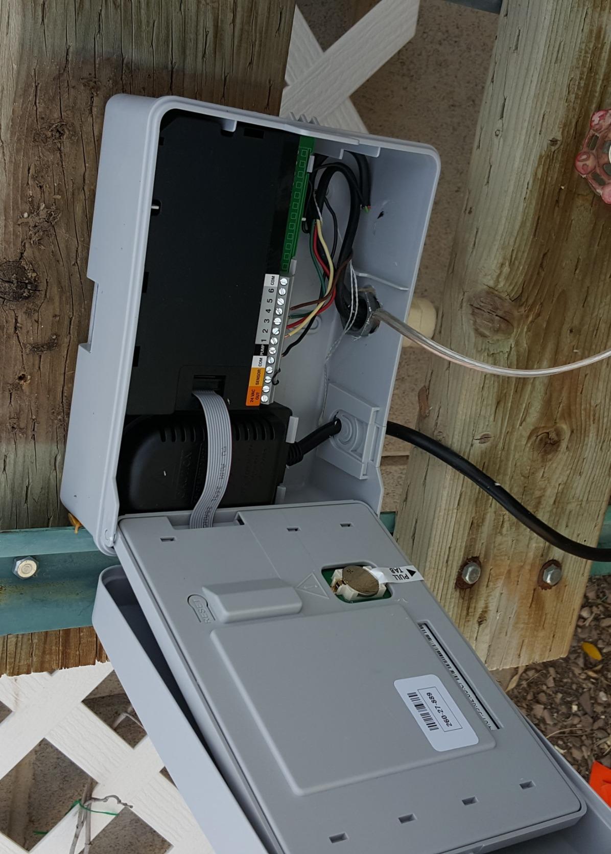 Orbit 57946 B-hyve 6-Zone Smart Indoor/Outdoor Sprinkler Controller customer photo 2