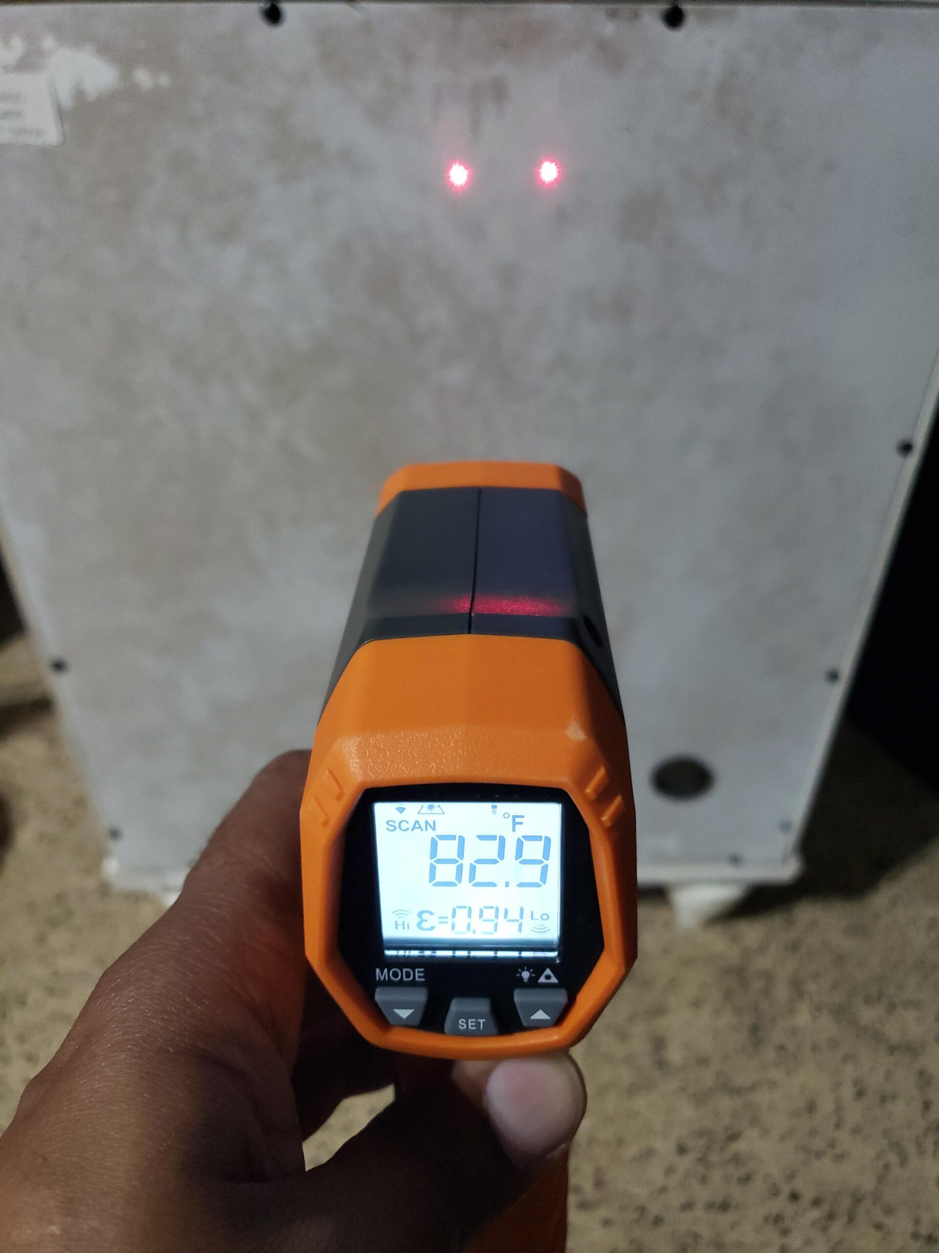 Klein Tools IR5 Dual Laser 12:1 Infrared Thermometer, Digital Thermometer Gun with Backlit Display, Dual Laser Targeting and Auto Scan customer photo 1