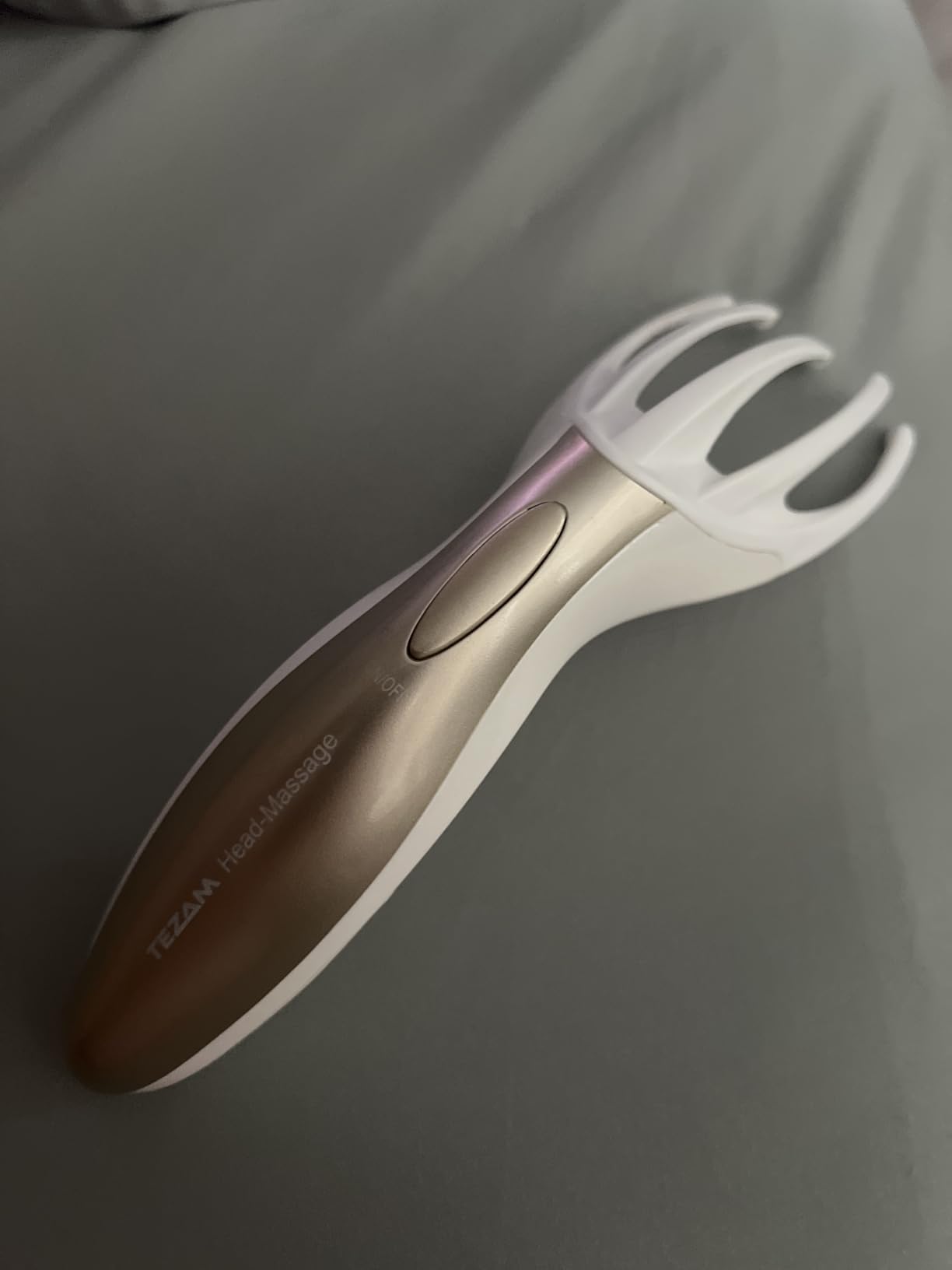 Electric Head Massager Neck Massage Octopus Scalp Stress Relax Spa Therapy Healing, Soft Resin Finger Gripper Claw Electronic Head Spa Vibration Scalp Massage Tool customer photo 1