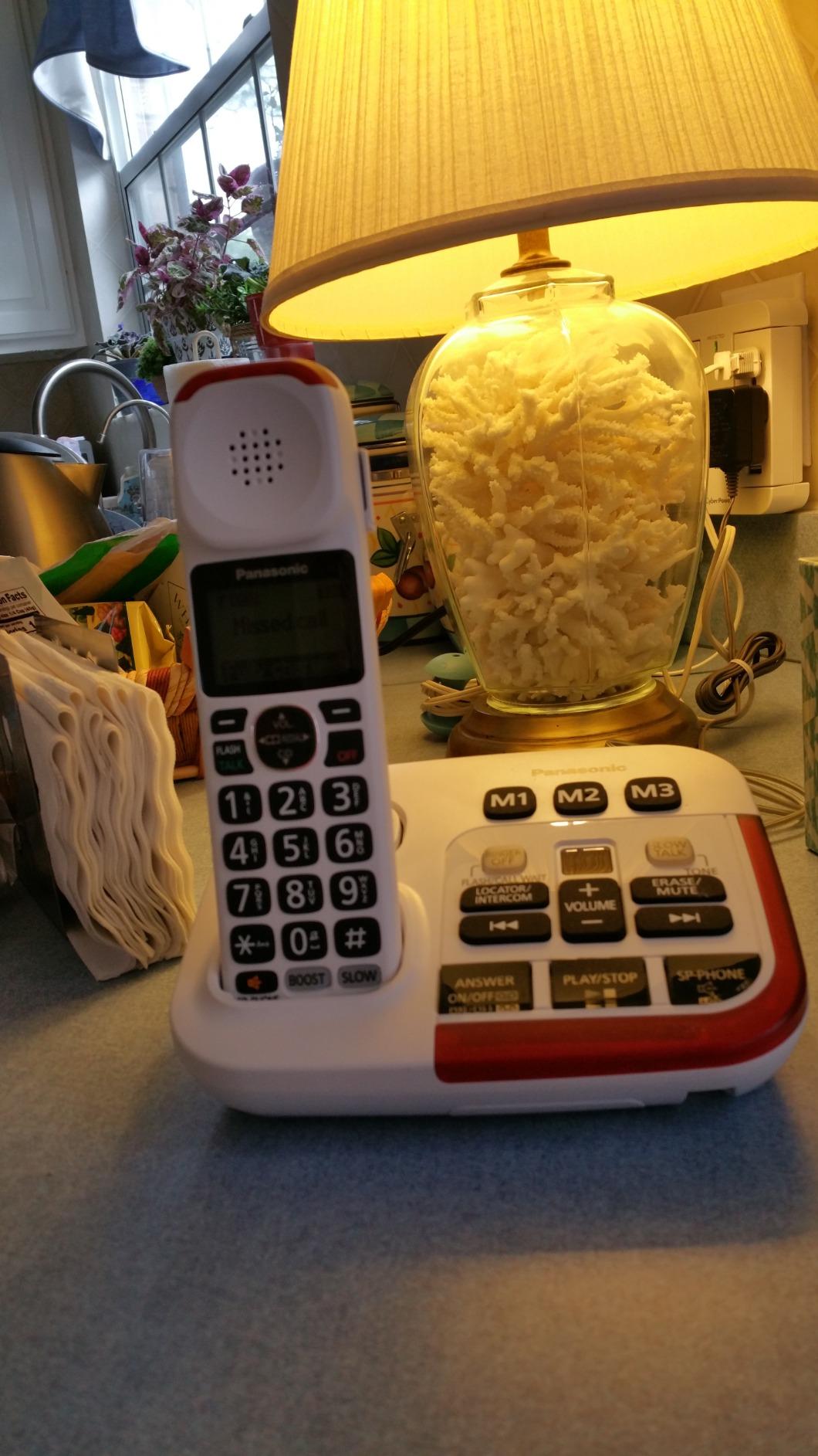 Panasonic Cordless Phone, 1 Handset Amplified Wireless Phone with Slow Talk, 40dB Volume Boost, 100dB Loud Visual Ringer, Hearing Aid Compatibility, Large Screen & Backlit Keypad - KX-TGM420W (White) customer photo 1