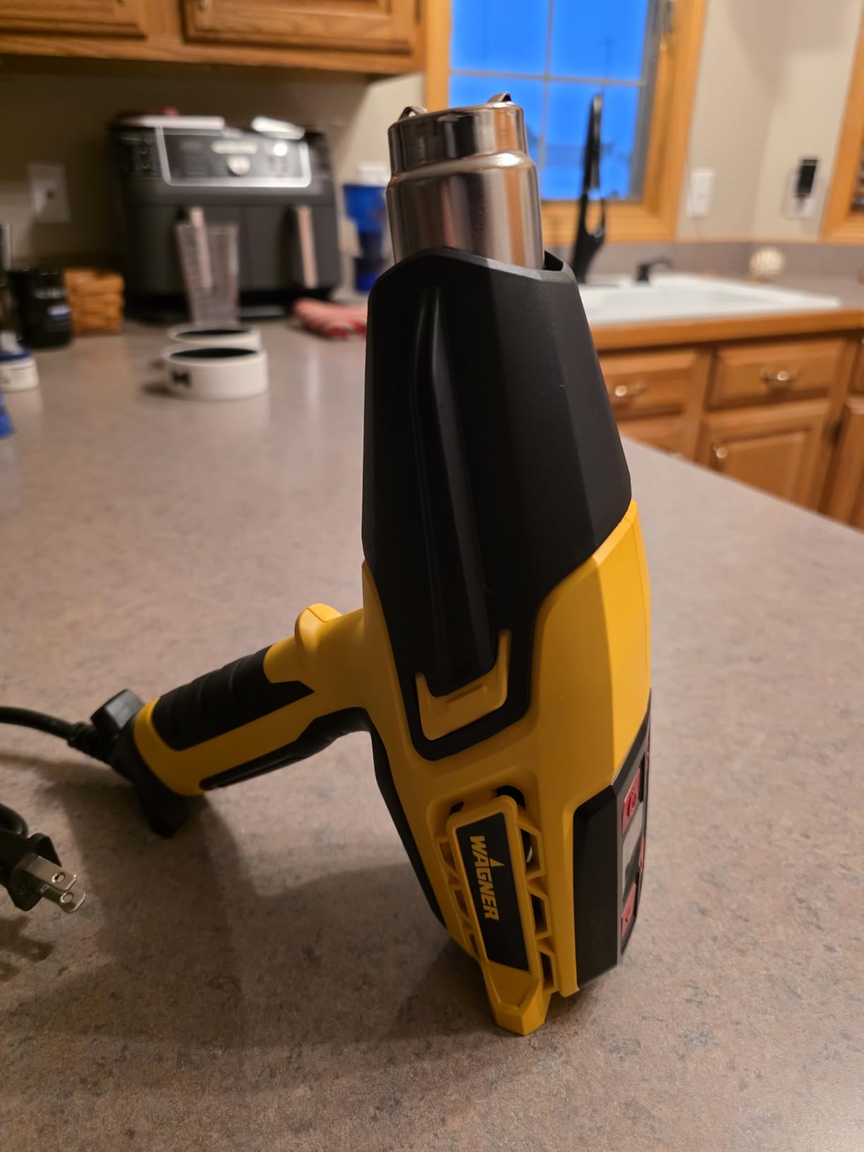 Wagner Spraytech 0503070 FURNO 700 Digital Heat Gun, 2 Nozzles & Temperature Setting Ranging 125°F to 1300°F, Electric Heat Gun for Paint Removal, Bending PVC, Crafts and More customer photo 2