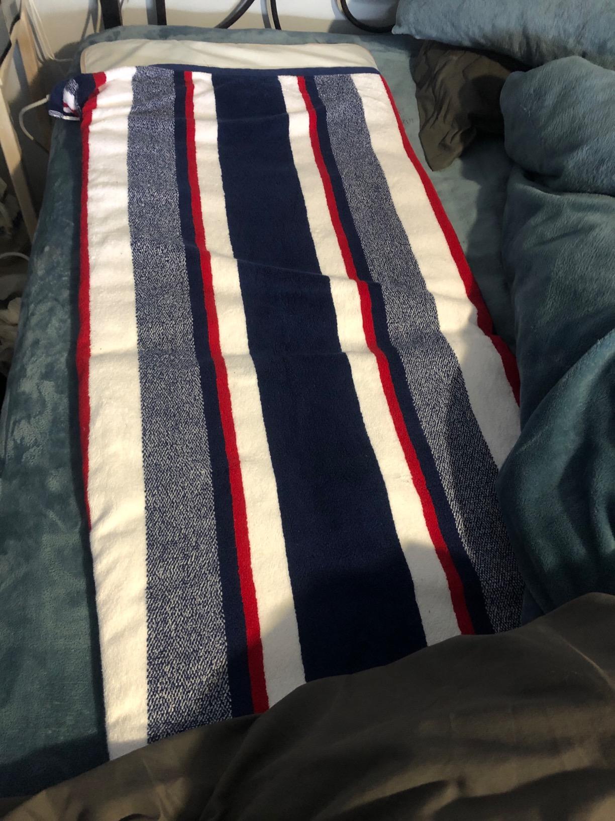 HealthyLine Far Infrared Light Electric Heating Pad for Pain Relief - 50 Pieces Natural Jade and Tourmaline Gemstones - Negative Ions, Flexible Mat - FSA or HSA Eligible customer photo 2