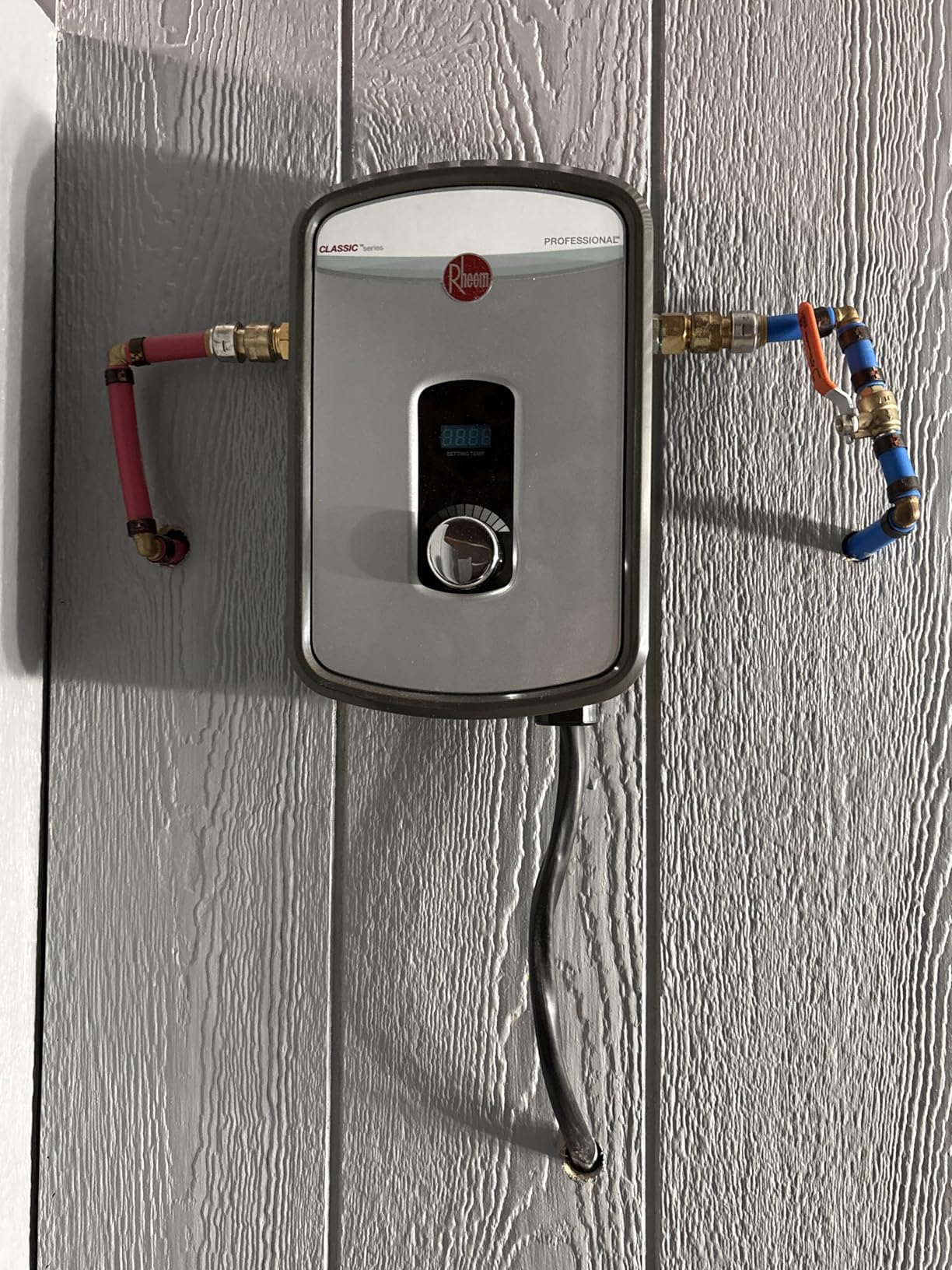 Rheem 240V Heating Chamber RTEX-13 Residential Tankless Water Heater customer photo 2