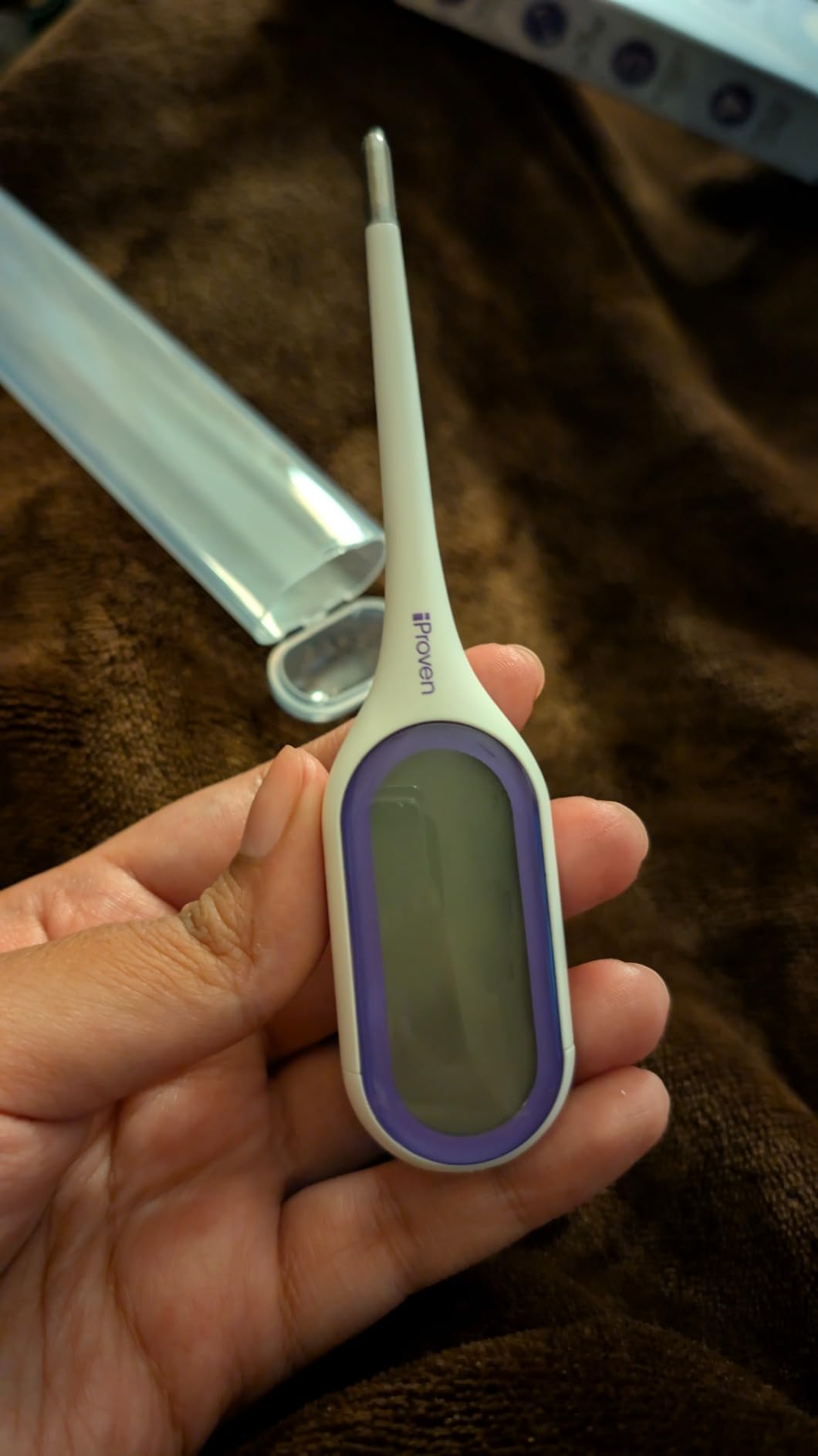 Digital Basal Body Thermometer, 1/100th Degree High Precision, Quick 60-Sec Reading, Memory Recall, Accurate BBT Thermometer for Natural Ovulation Tracking by iProven customer photo 2