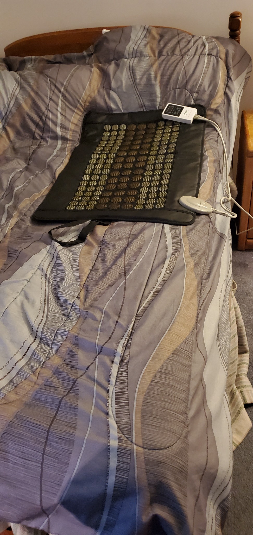 UTK Far Infrared Heating Pad for Back, 5X Pain Relief for Waist, Abdomen, Thigh, Hip, Hot to 159°F, FSA-HSA Eligible, Natural Jade & Tourmaline, Auto Shut Off, 21