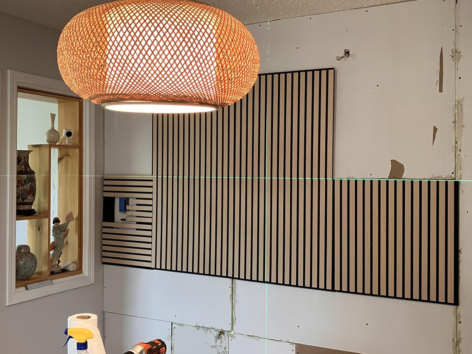 Huepar Laser Level, 100Ft Self Leveling Green Cross Line Laser for Picture Hanging, Tile, Decoration & DIY Construction - 360° Magnetic Base & AA Battery, Indoor Use customer photo 2