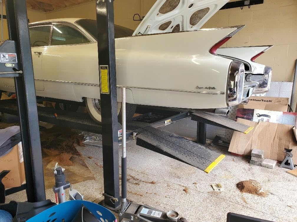 Atlas® Garage Pro 8000 Portable Hobbyist 8,000 Lbs. Capacity 4 Post Lift customer photo 1