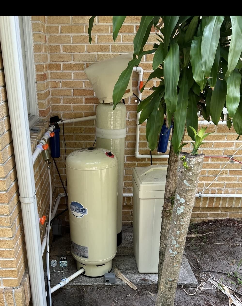DURAWATER Iron Eater 48K Combination Water Softener & Iron Filter with Fleck 5600SXT Digital Metered Valve customer photo 1