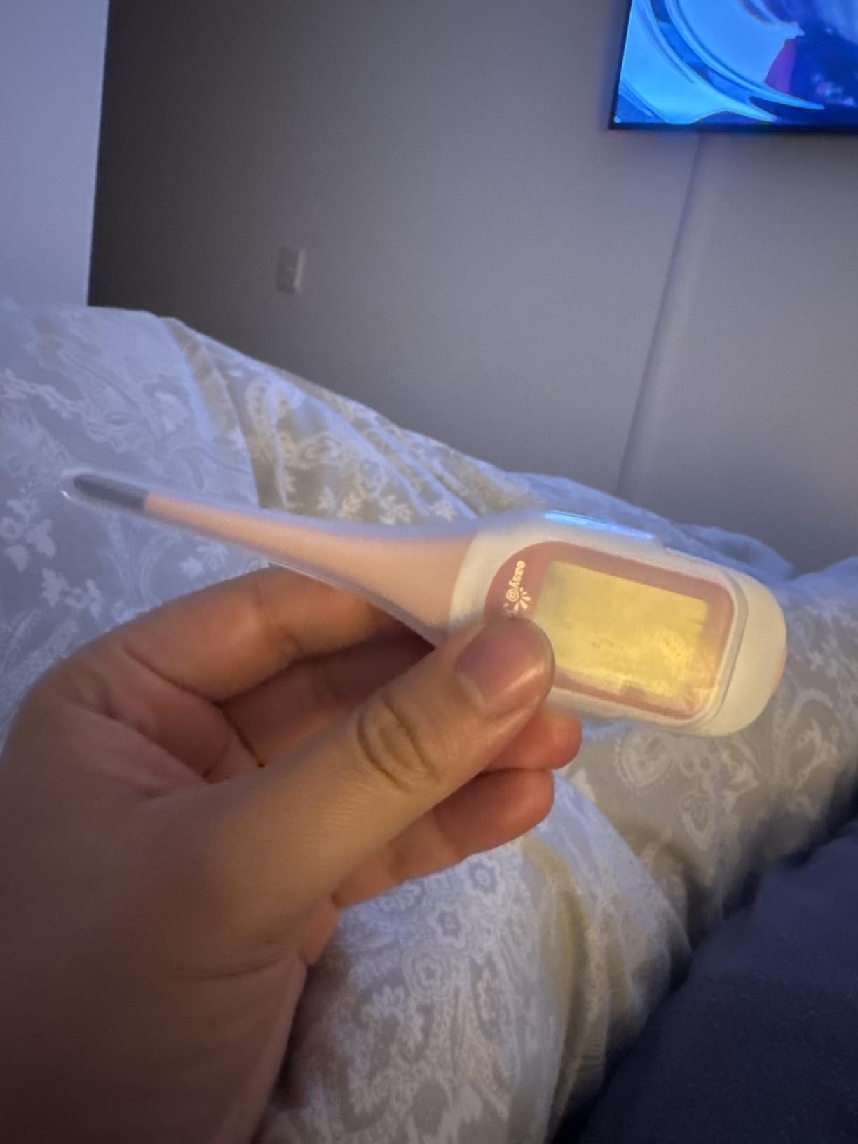 Easy@Home Smart Basal Thermometer for Women: Digital BBT Auto Sync with Premom App - Large Screen and Backlit Body Temperature - FSA Eligible customer photo 1