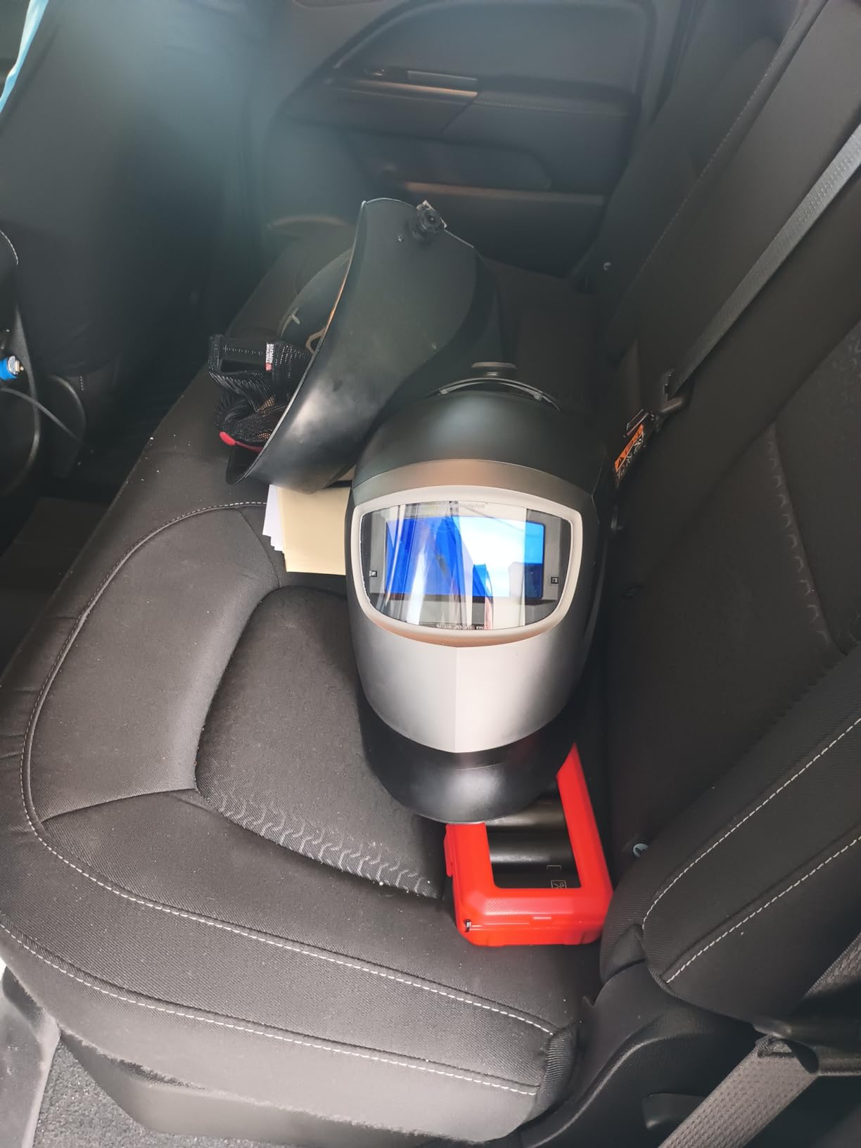 3M Speedglas Welding Helmet 9002NC with Natural Color Technology Auto Darkening Filter for MMAW TIG MIG Welding Helmet customer photo 2