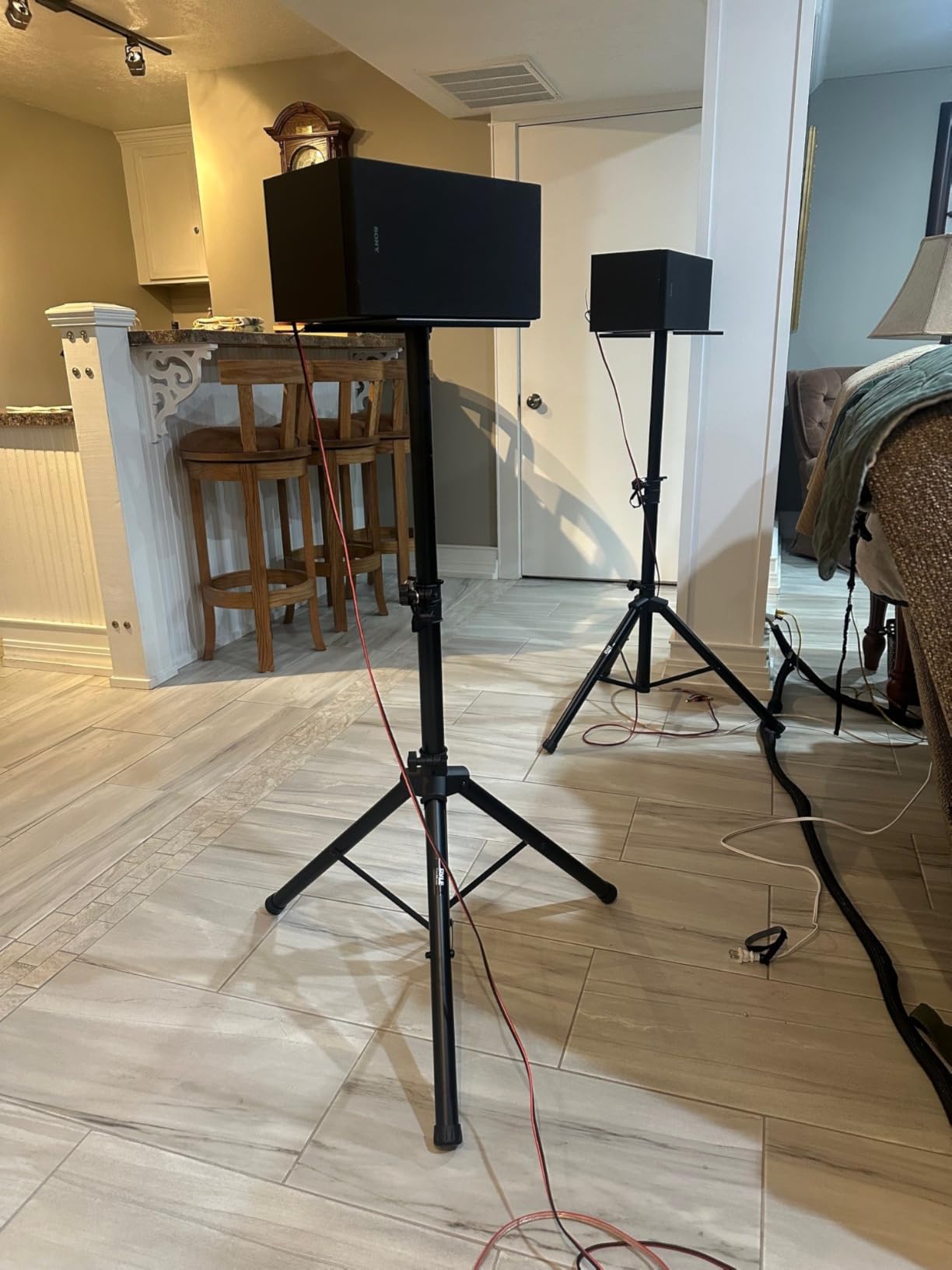 Pyle Adjustable Speaker Stand Pair - Dual Studio Monitor Tripod with Metal Base, Anti-Slip Speaker Pads, Height Adjustment from 34 to 53 inches - Ideal for Home, Studio, and DJ Use, 90 lbs Weight Capacity customer photo 2