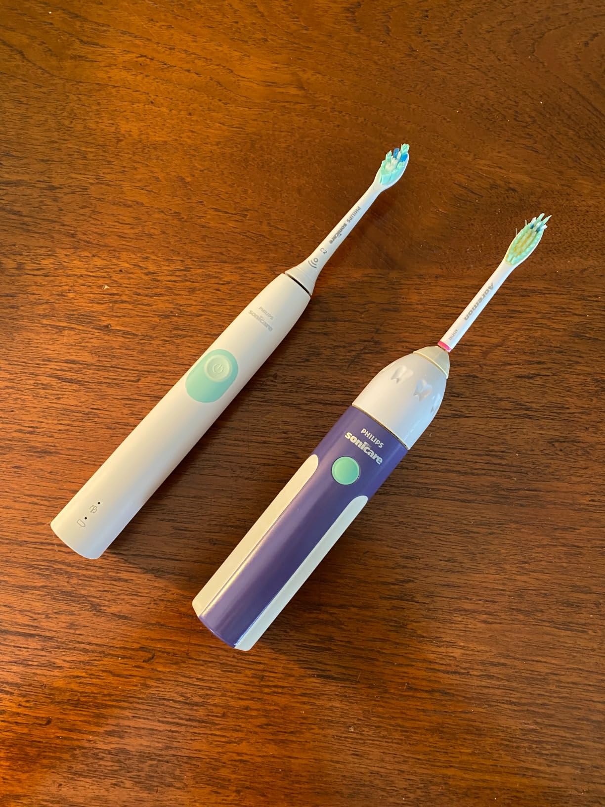 Philips Sonicare ProtectiveClean 4100 Rechargeable Electric Toothbrush, White customer photo 2