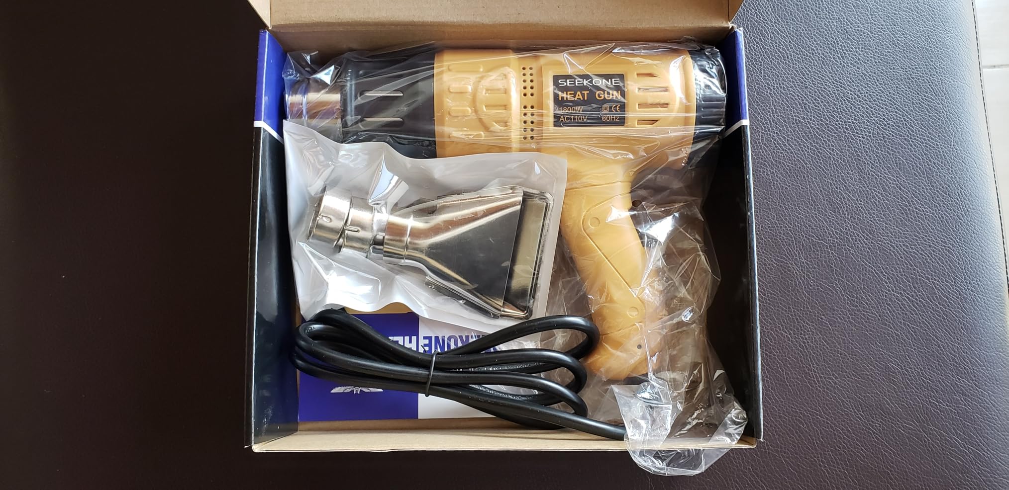 SEEKONE Heat Gun 1800W 122℉-1202℉（50℃- 650℃）Fast Heating Heavy Duty Hot Air Gun Kit Variable Temperature Control Overheat Protection with 4 Nozzles for Crafts, Shrinking PVC, Stripping Paint(5.2FT) customer photo 2