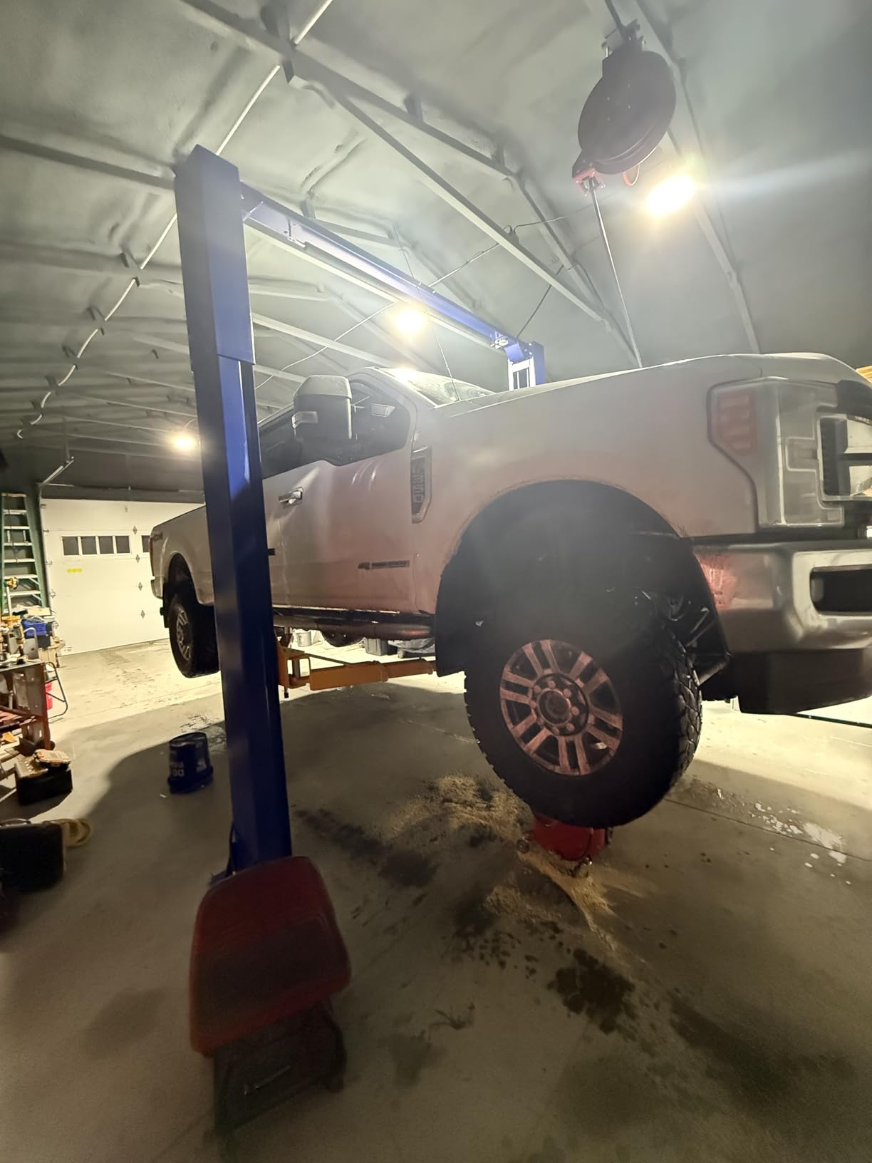 APlusLift HW-10KOH-A 10000LB Two Post Overhead Clear Floor Car Lift with 3 Year Warranty customer photo 1