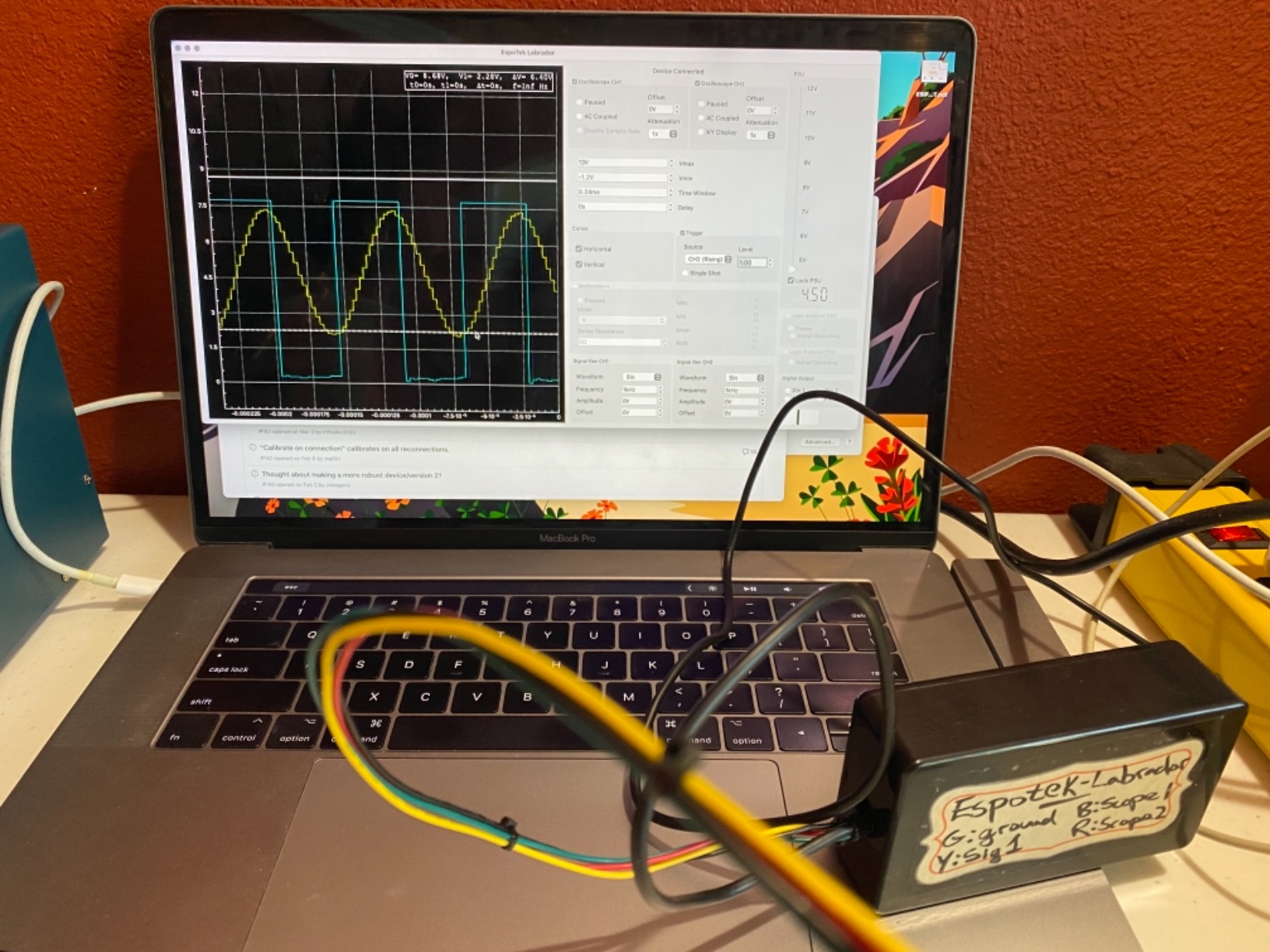 Labrador: Easy-to-Use, Open-Source, All-in-One USB Oscilloscope, Signal Generator, Power Supply, Logic Analyzer, Multimeter customer photo 1