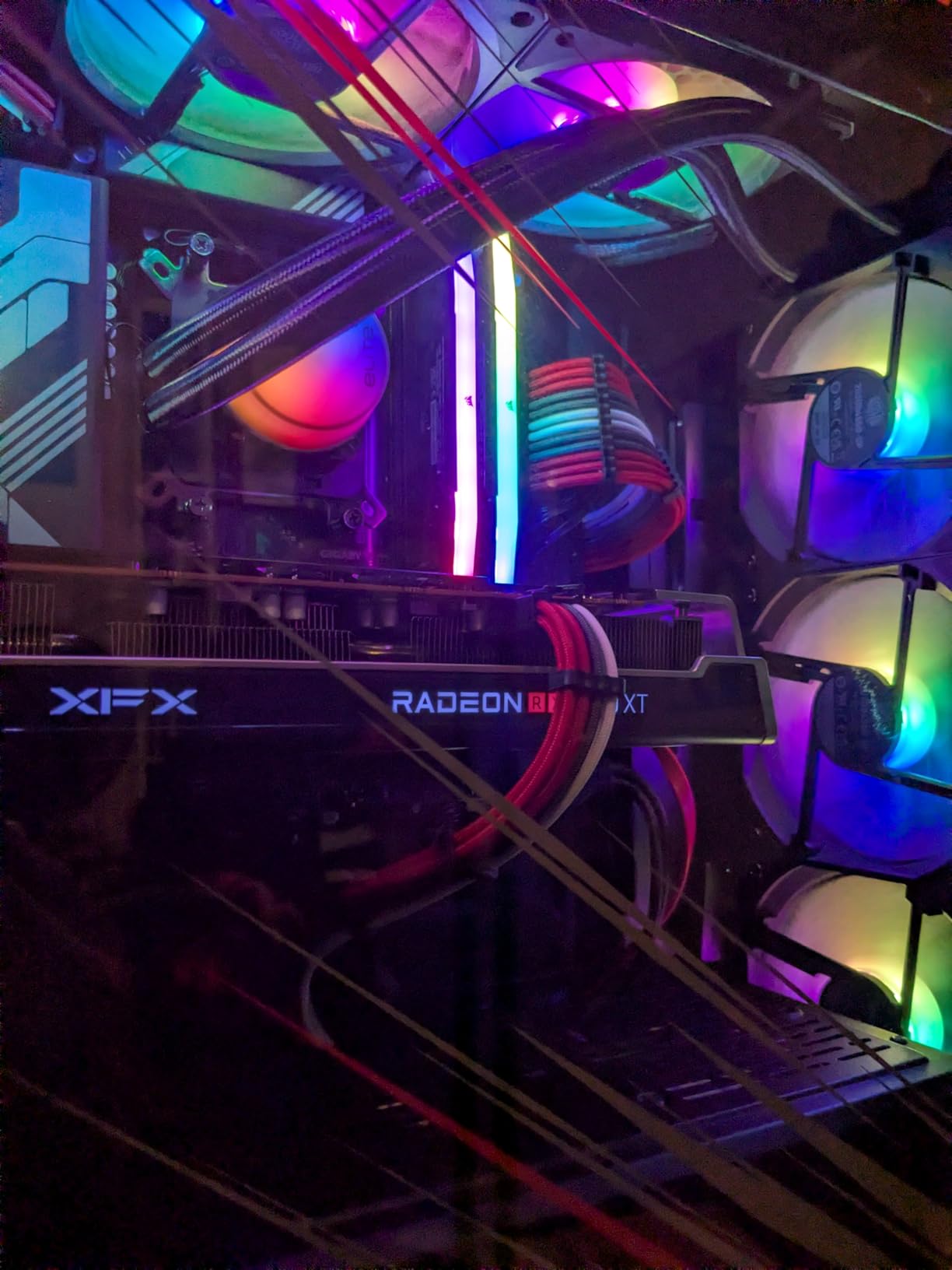 Cooler Master Elite Liquid 360 CPU AIO Cooler - 360mm Radiator, 3x ARGB PWM Fans, Dual-Chamber Pump Design, Ultra-Quiet High-Performance Cooling, AMD AM5/AM4 & Intel LGA 1851/1700, Black customer photo 1