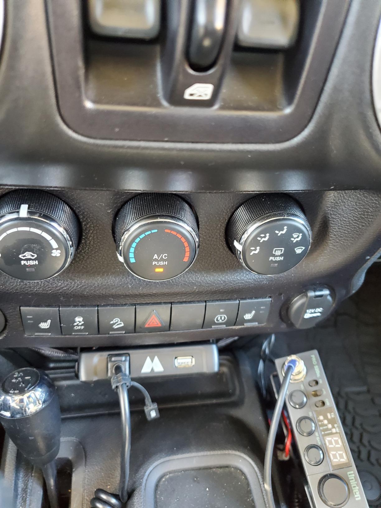 Midland MXT275 MicroMobile GMRS Radio - 15 watts Two-Way Radio with Integrated Control Microphone - Overland Caravanning Tractors - Detachable External Magnetic Mount Antenna - 8 Repeater Channels customer photo 2