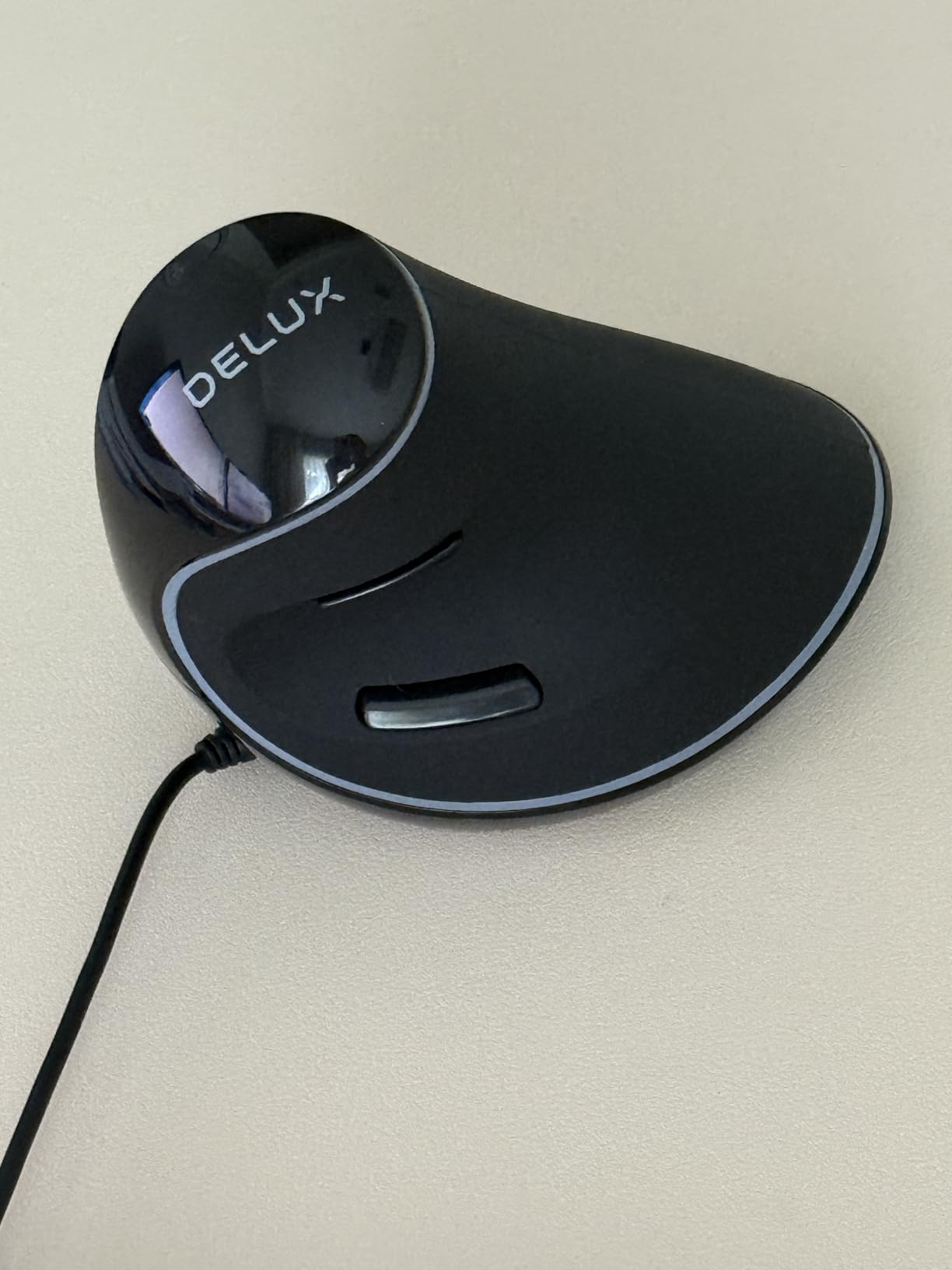 DELUX Ergonomic Vertical Mouse, Wired Ergo Mouse for Large Hands, 6 Programmable Buttons, Up to 12800 DPI, Removable Wrist Rest, Vibrant RGB Backlit, for Windows 7/8/10/XP/Vista (M618Plus RGB-Wired) customer photo 1