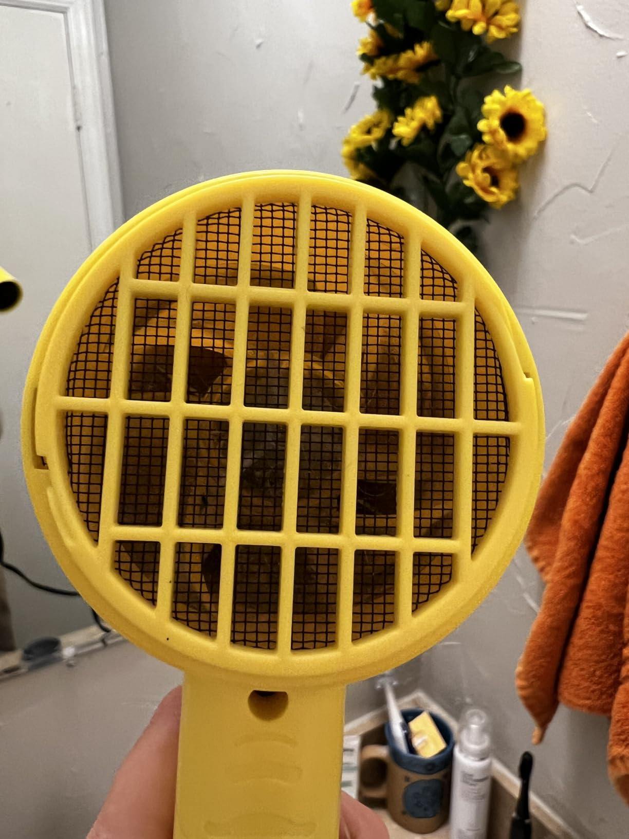 REVLON Compact Hair Dryer | 1875W Lightweight Design, Perfect for Travel, (Yellow), Plastic customer photo 1