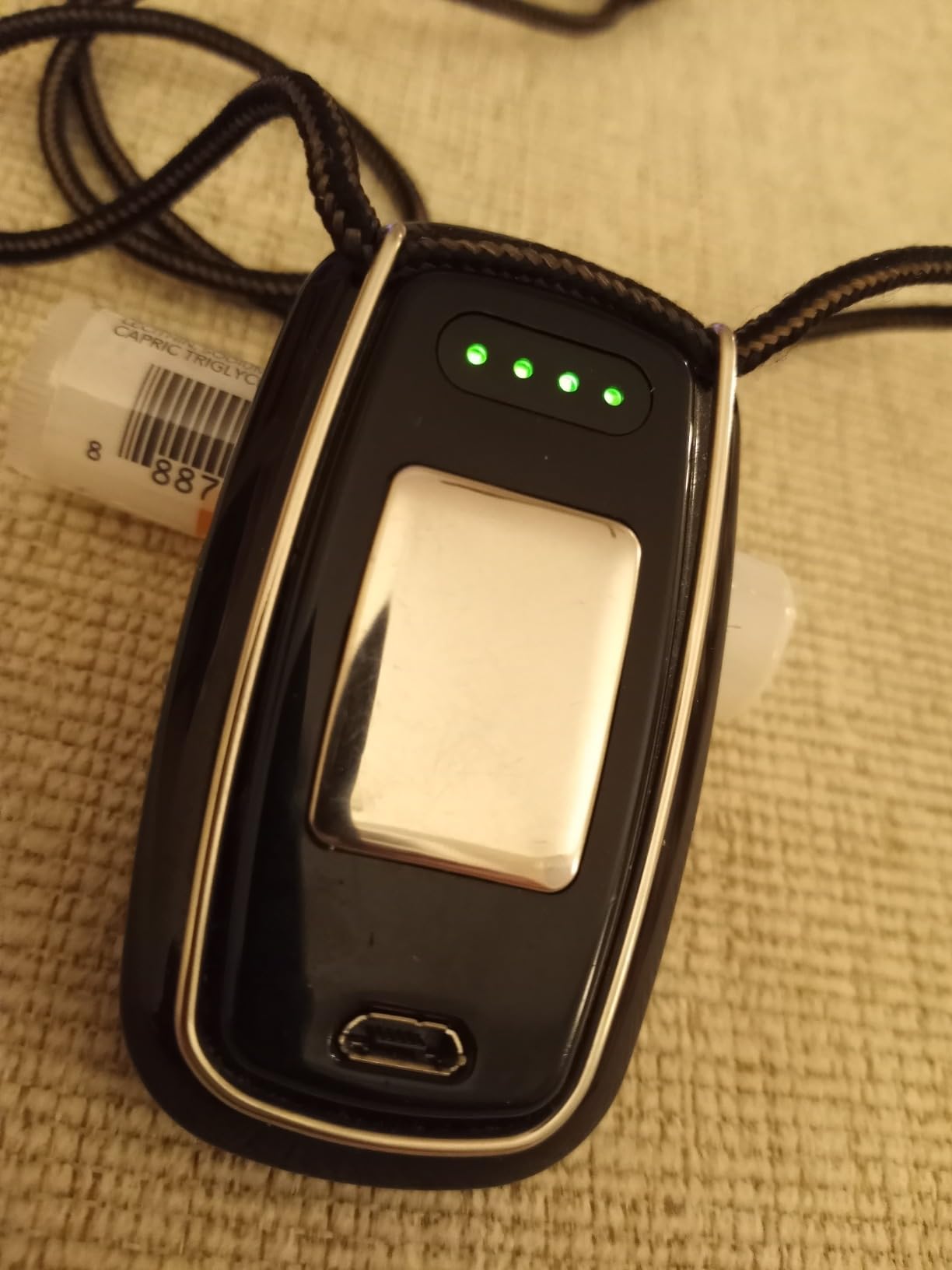 AirTamer A315 Advanced Rechargeable and Portable Air Negative Ion Generator | Proven Performance, Black with Black Leather Travel Case customer photo 2