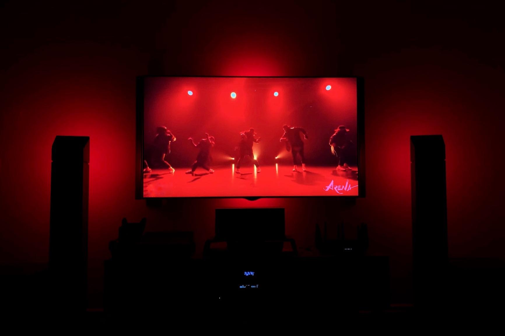 Philips Hue Smart Play Light Bar Base Kit, Black, 2 Pack, White & Color Ambiance LED Color-Changing Light Requires Bridge, Control with App, Works with Alexa, Google Assistant and Apple HomeKit customer photo 2