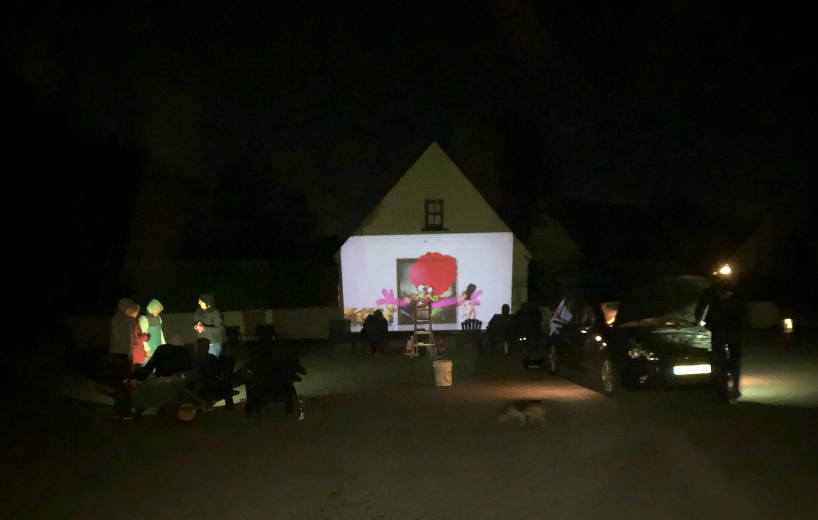 AKASO Mini Projector, Pocket-Sized DLP Portable Projector, 1080P Cookie Projector, Support HDMI WiFi Built-in Rechargeable Battery Stereo Speakers and Remote Control Movie Projector - Updated Type-C customer photo 2