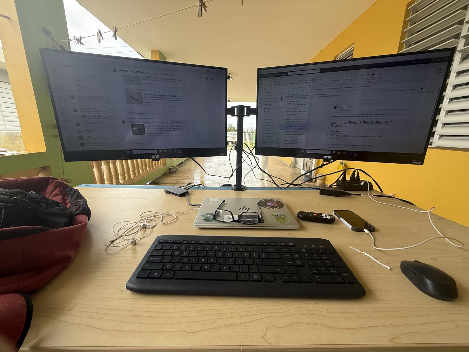 HUANUO Dual Monitor Mount for 2 Monitors up to 30 inches, Heavy Duty Dual Monitor Stand Holds up to 22 lbs, Dual Monitor Arm with Height Adjustable Tilt Swive Rotate, VESA Hole 75mm or 100mm customer photo 1