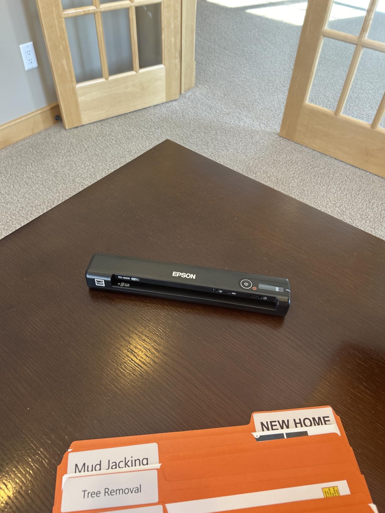 Epson Workforce ES-60W Wireless Portable Sheet-fed Document Scanner for PC and Mac customer photo 2