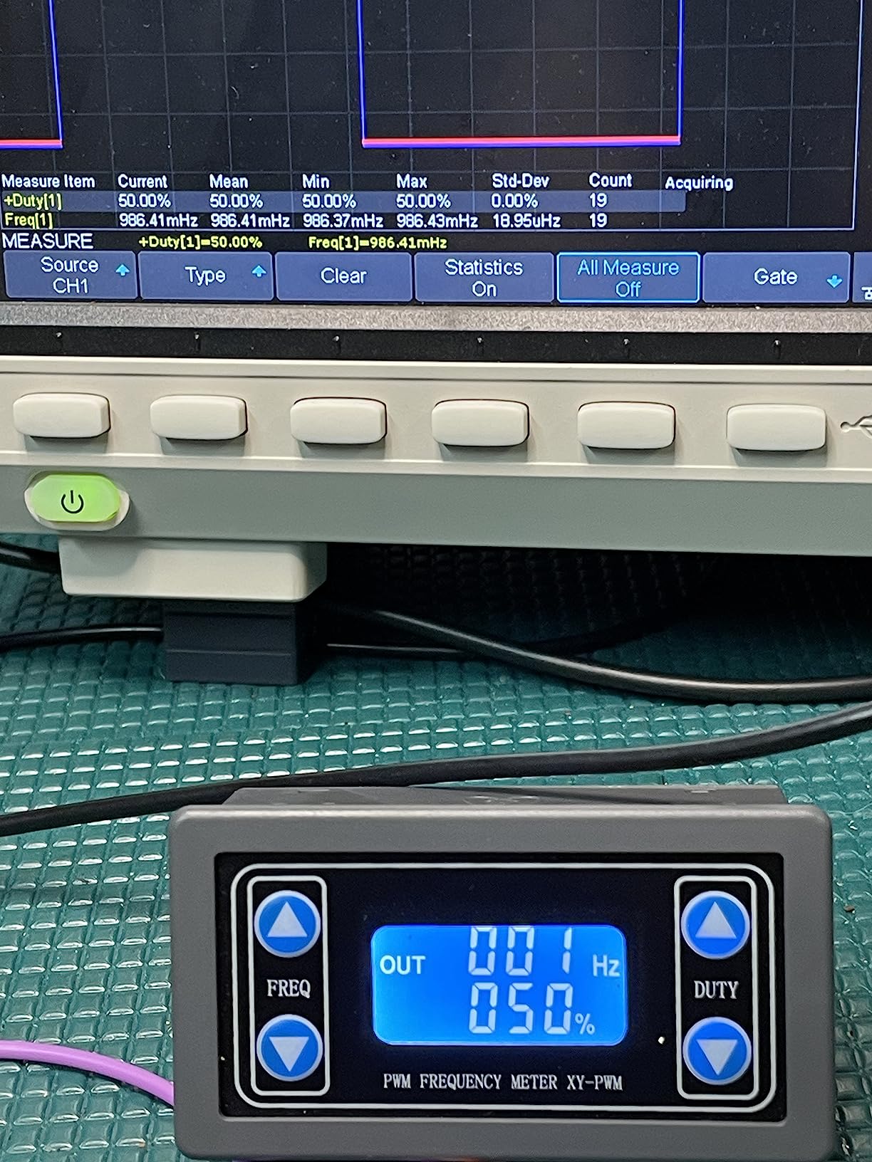 DROK Signal Generator, DC 3.3-30V Function Generator 5-30mA LCD Display PWM Pulse Frequency Duty Cycle Rectangular Wave Square Wave Signal Generator customer photo 1