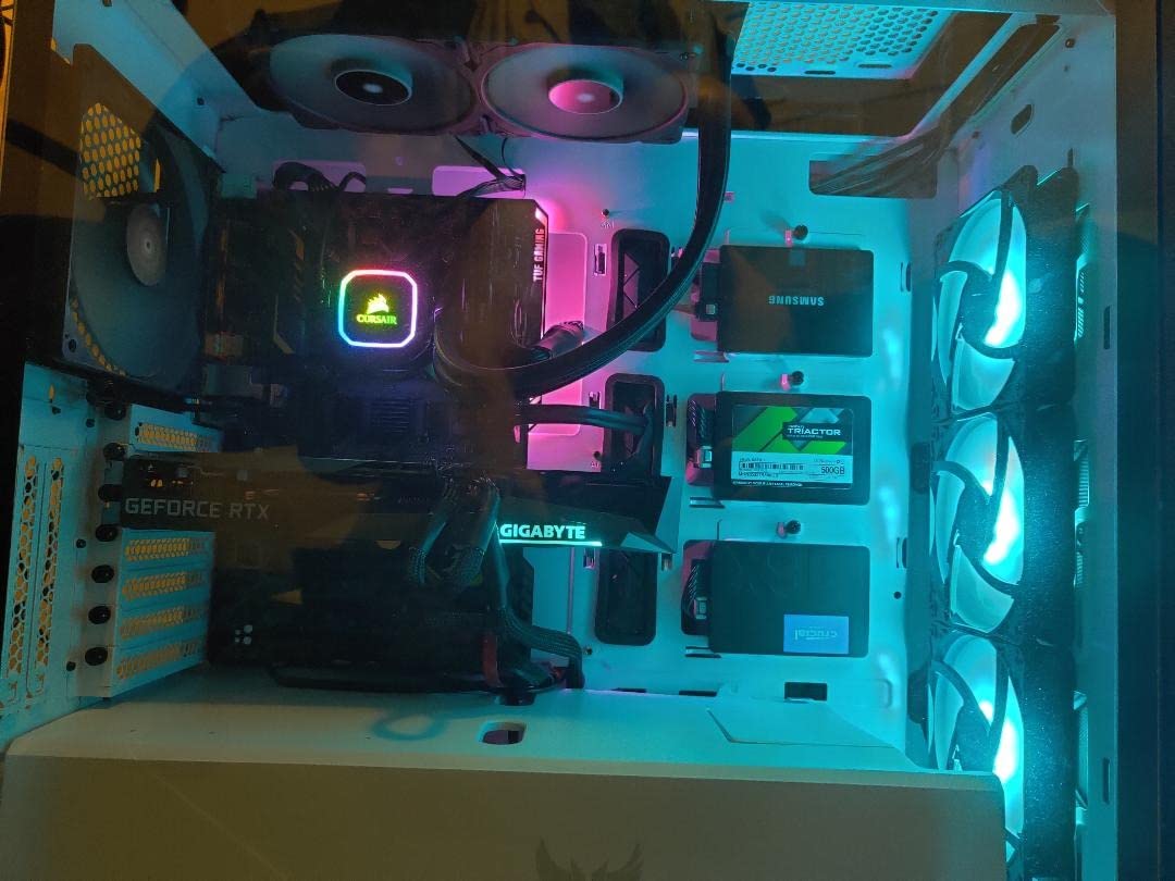 ASUS TUF Gaming GT501 Mid-Tower Gaming Case, EATX Support, Pre-Installed 4 Case Fans, USB 3.0 Front Panel, Smoked Tempered Glass, Steel Construction customer photo 1