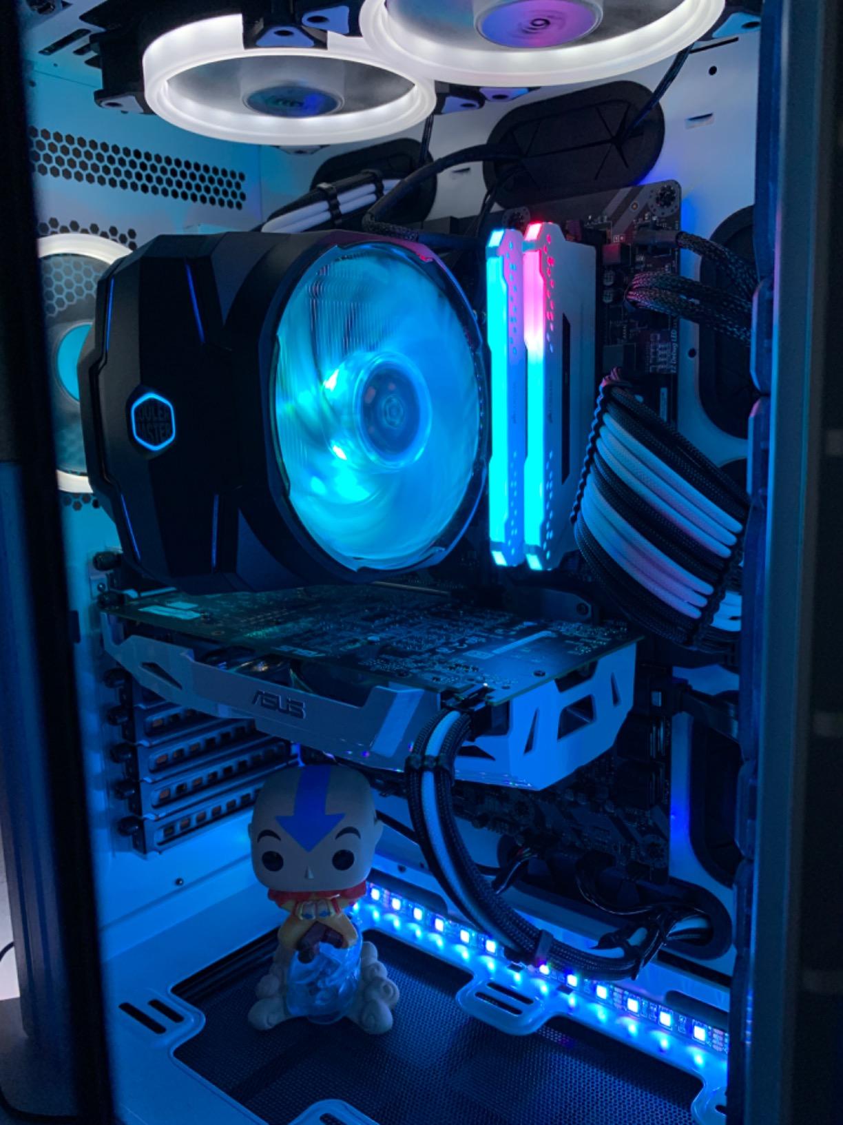 Corsair Crystal Series 680X RGB High Airflow Tempered Glass ATX Smart Case, Black customer photo 2