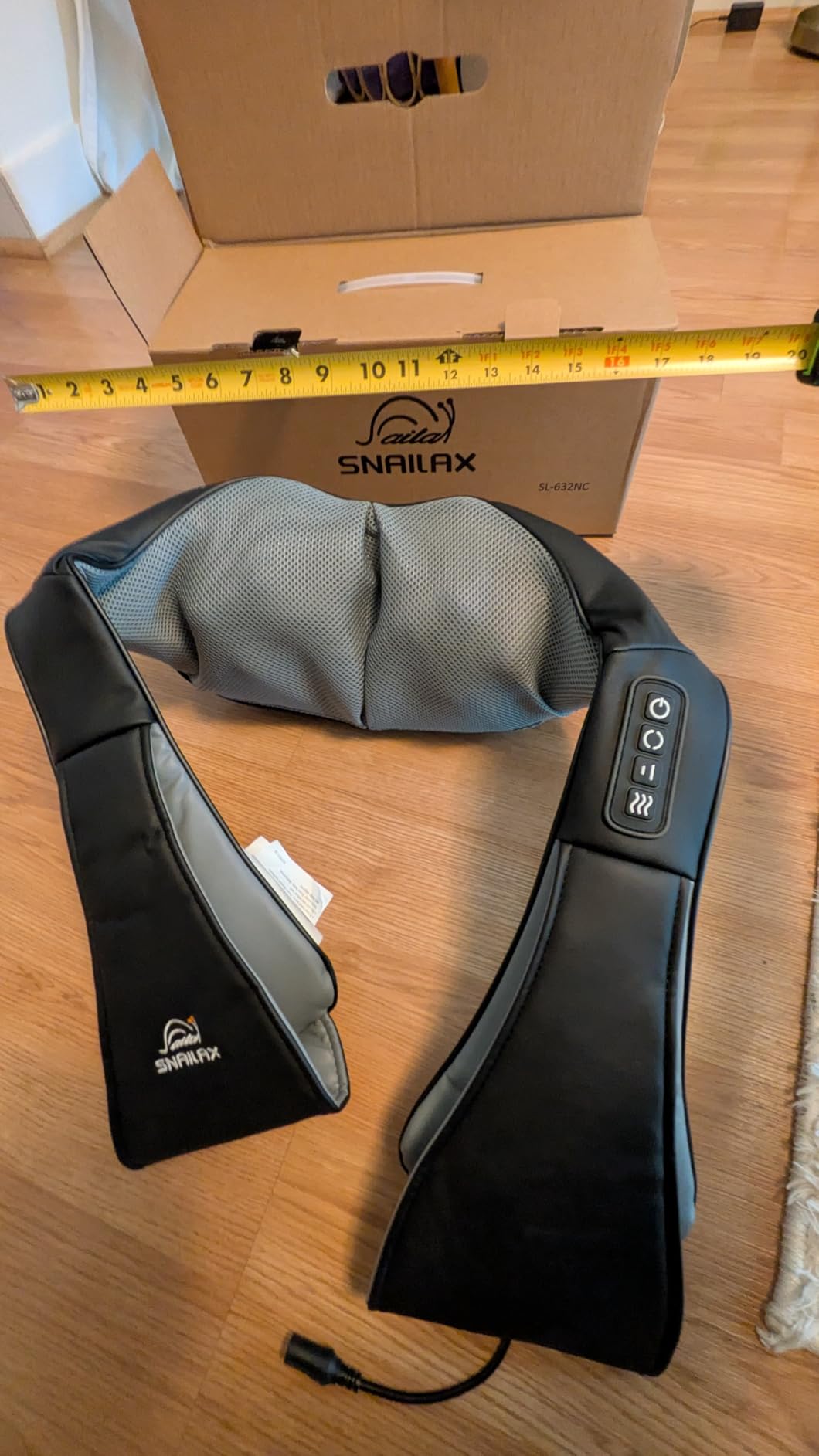 Snailax Cordless Massager - Shiatsu Neck and Shoulder Massager with Heat, FSA Eligible, Portable, Lumbar, Back Electric Massage Pillow customer photo 1