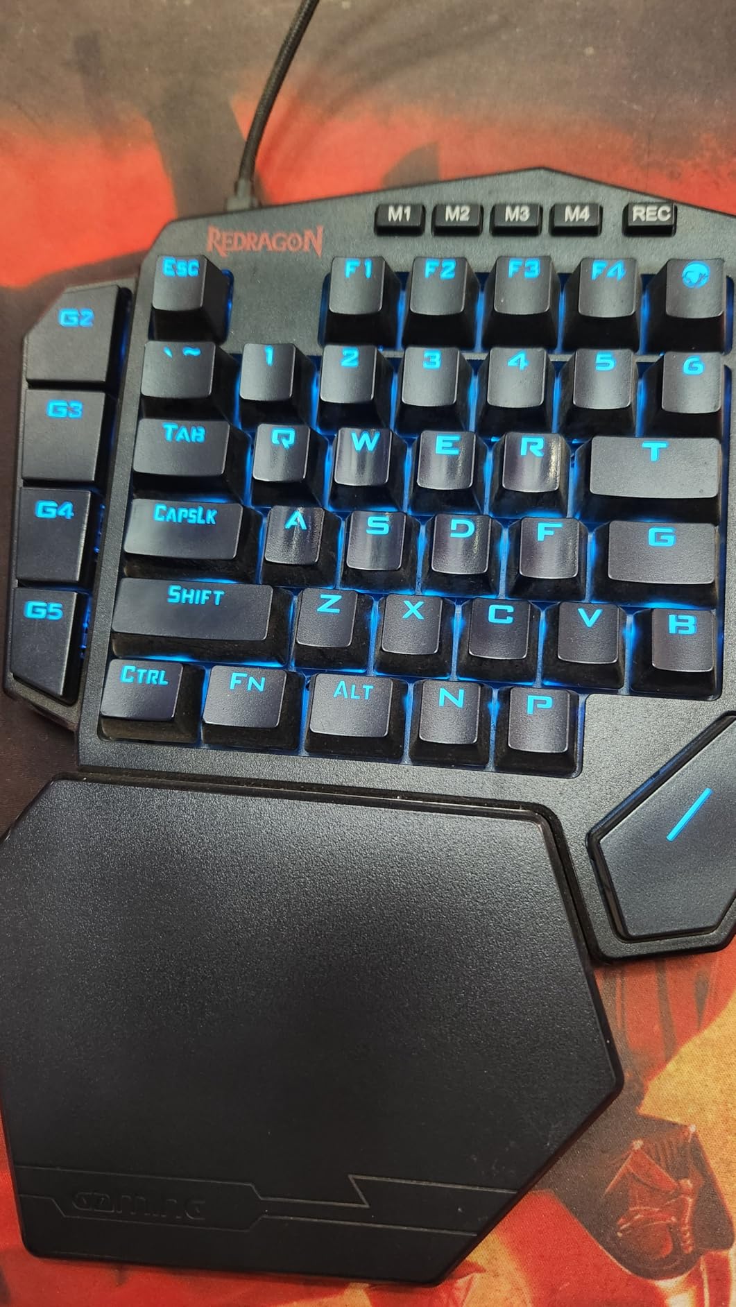 Redragon K585 DITI Wired One-Handed RGB Mechanical Gaming Keyboard, 42 Keys Type-C Professional Gaming Keypad w/Upgraded Hot-Swappable Socket, 7 Onboard Macro Keys & Detachable Wrist Rest customer photo 1