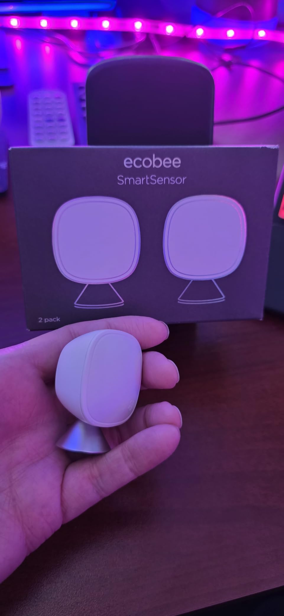 ecobee Smart Sensor 2 Pack - Comfort, Security, Energy Savings, Temperature and Occupancy Detection - Compatible with ecobee Thermostats customer photo 1