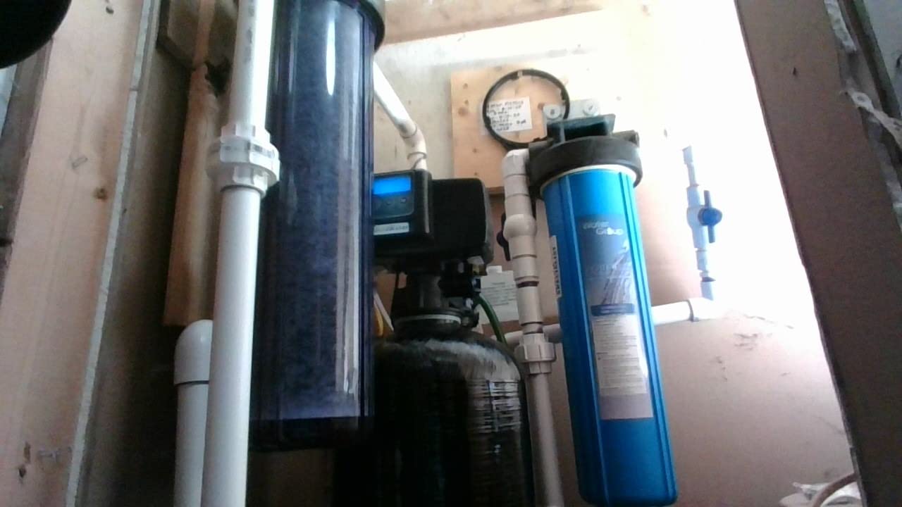 Fleck 5600 SXT Air Injection Iron Eater Filter. Removes Iron, Manganese, H2S. Black Series customer photo 1