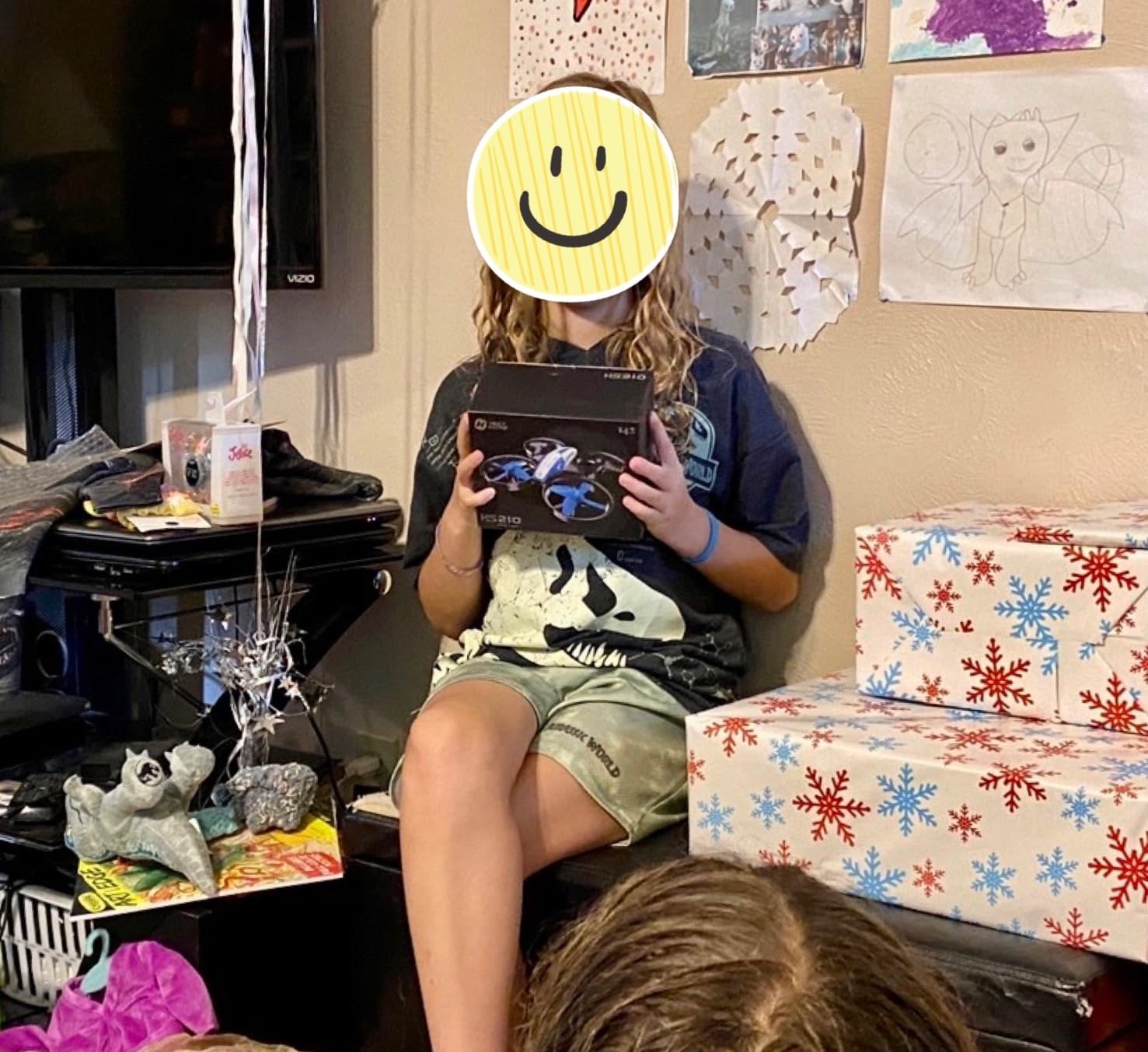 Holy Stone Mini Drone for Kids and Beginners RC Nano Quadcopter Indoor Small Helicopter Plane with Auto Hovering, 3D Flips, Headless Mode and 3 Batteries, HS210 Blue customer photo 2