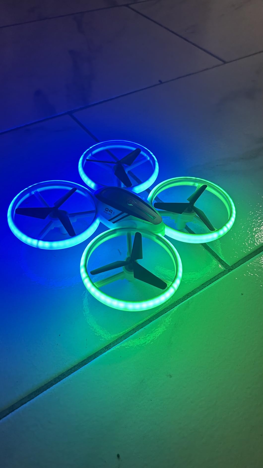Q9s Drones for Kids, RC Drone with Altitude Hold and Headless Mode, Quadcopter with Blue&Green Light, Propeller Full Protect, 2 Batteries and Remote Control, Easy to fly Kids Gifts Toys for Boys and Girls customer photo 2