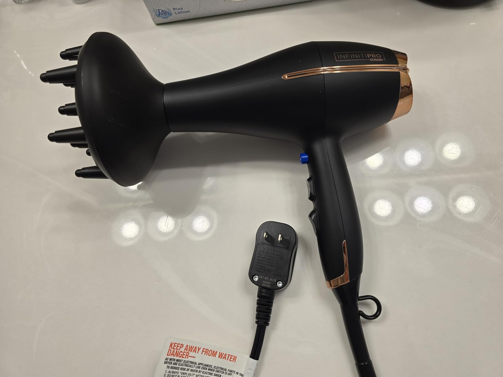 INFINITI PRO by CONAIR Hair Dryer, 1875W Blow Dryer with Diffuser and Concentrator, Ceramic Technology, 3 Heat & 2 Speed Settings, Cold Shot Button, Black customer photo 2
