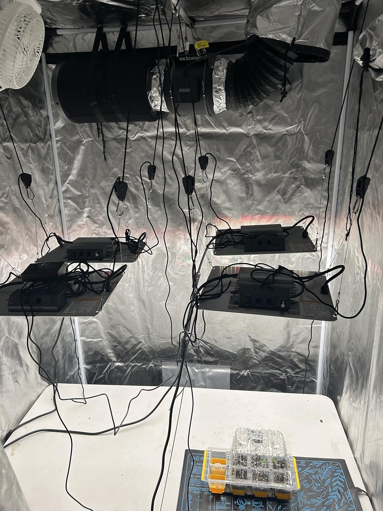 SPIDER FARMER SF4000, Samsung LM301H EVO Led Grow Light, Full Spectrum Plant Lights, 450W Dimmable & High Efficiency & Deeper Penetration Commercial Lamps for Seedling Veg & Bloom in 4x4 Grow Tent customer photo 2