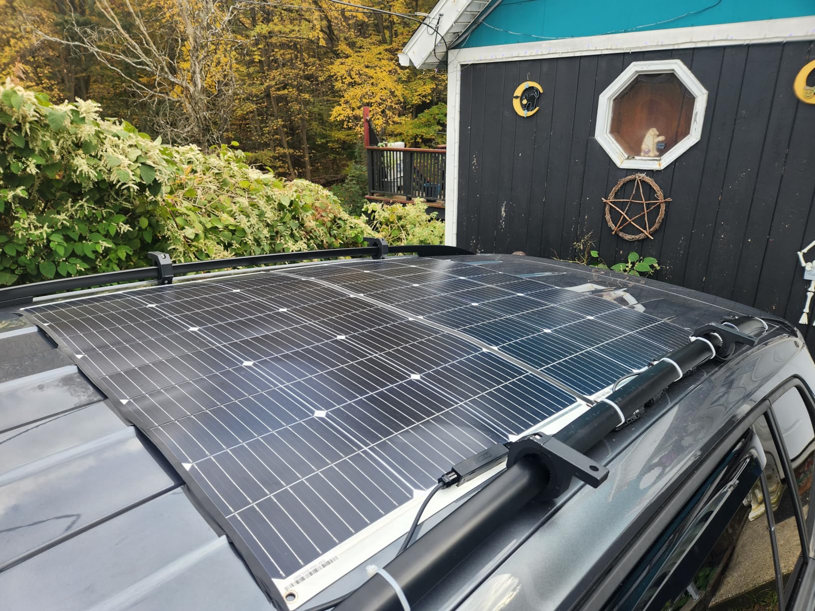 DOKIO 200W (2×100W) Flexible Solar Panels 18V Monocrystalline for 12V Battery Charging, Semi-Flexible ETFE with MC4, Series/Parallel for RV Boat Camper Van Trailer Off-Grid Use customer photo 2