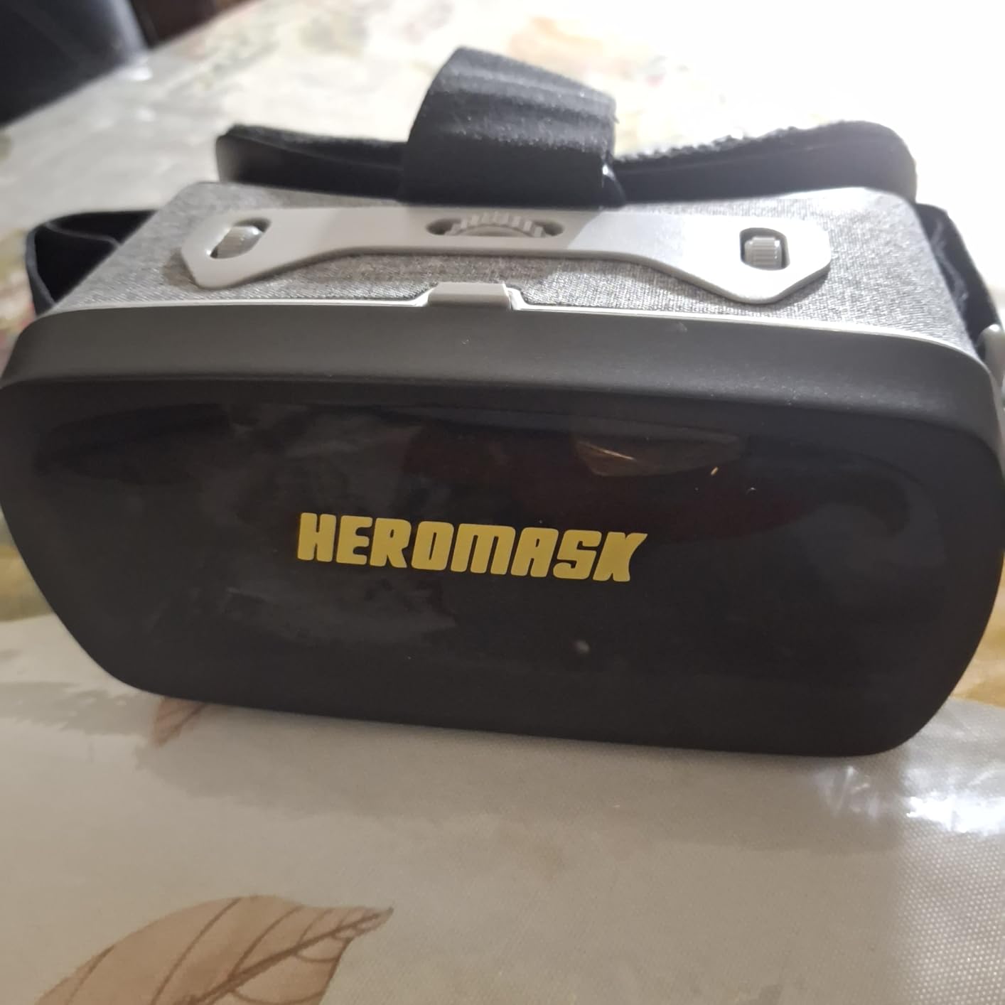 HeroMask VR Headset + Language Games - Gift for Kids 5-12 - 300+ Words, 6 Languages: Spanish, English, Chinese & More | Award-Winning Virtual Reality Educational Toy for Birthday or Christmas customer photo 1