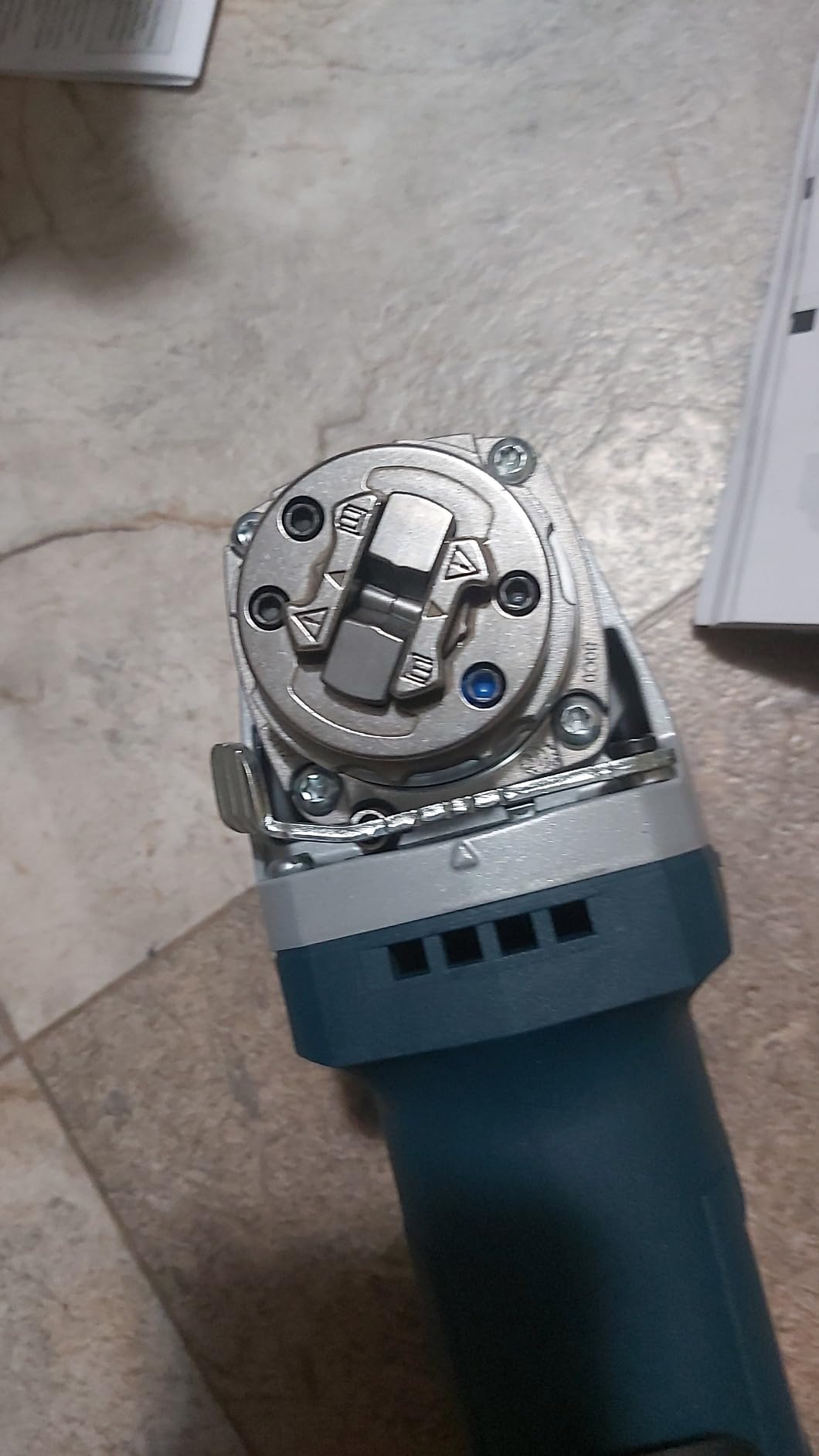 Bosch GWX13-50VSP 5 In. X-LOCK Variable-Speed Angle Grinder with Lock-On Paddle Switch customer photo 1