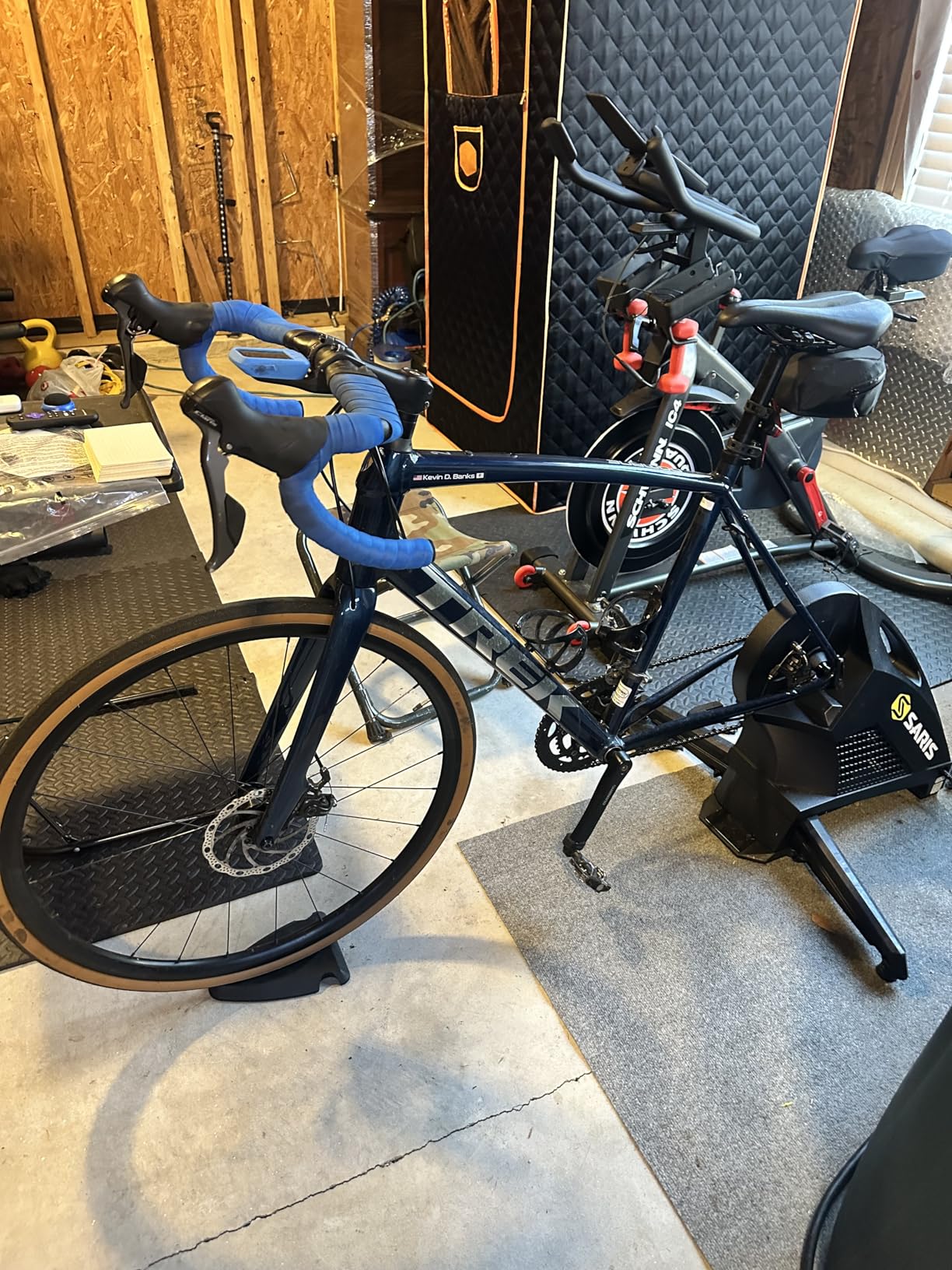 Saris H3 Series Smart Indoor Bike Trainer, Quietest Ever at 59 dB, Compatible with 12-Speed Drivetrains customer photo 2