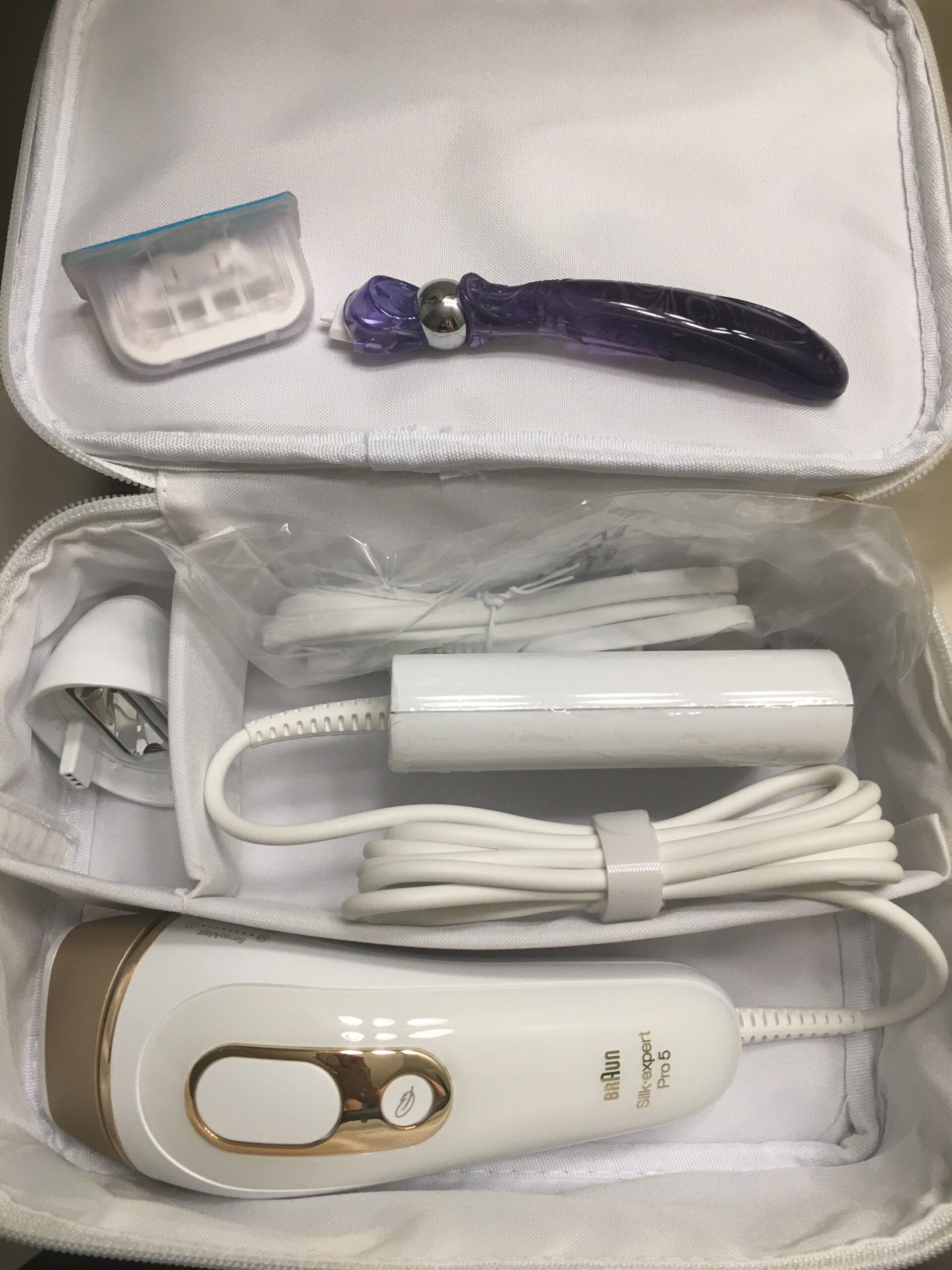 Braun IPL, Silk·Expert Pro 5, IPL Hair Removal for Women and Men, Permanent Laser Hair Reduction At-Home, 2 Heads, Pouch, IPL5137 customer photo 2