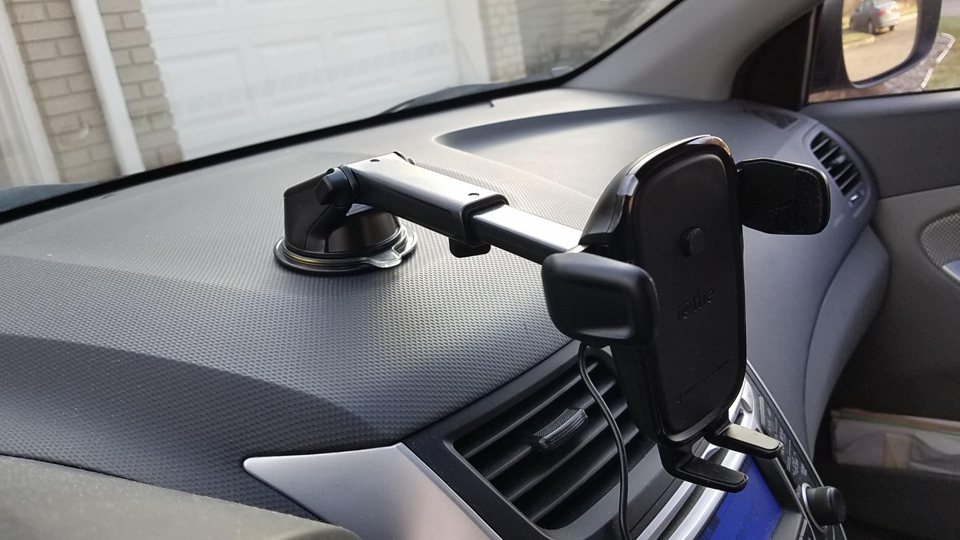 iOttie Car Charger Easy One Touch Wireless 2 Qi Charging Dashboard Phone Mount for iPhone, Samsung Galaxy, Huawei, LG, Smartphones customer photo 2