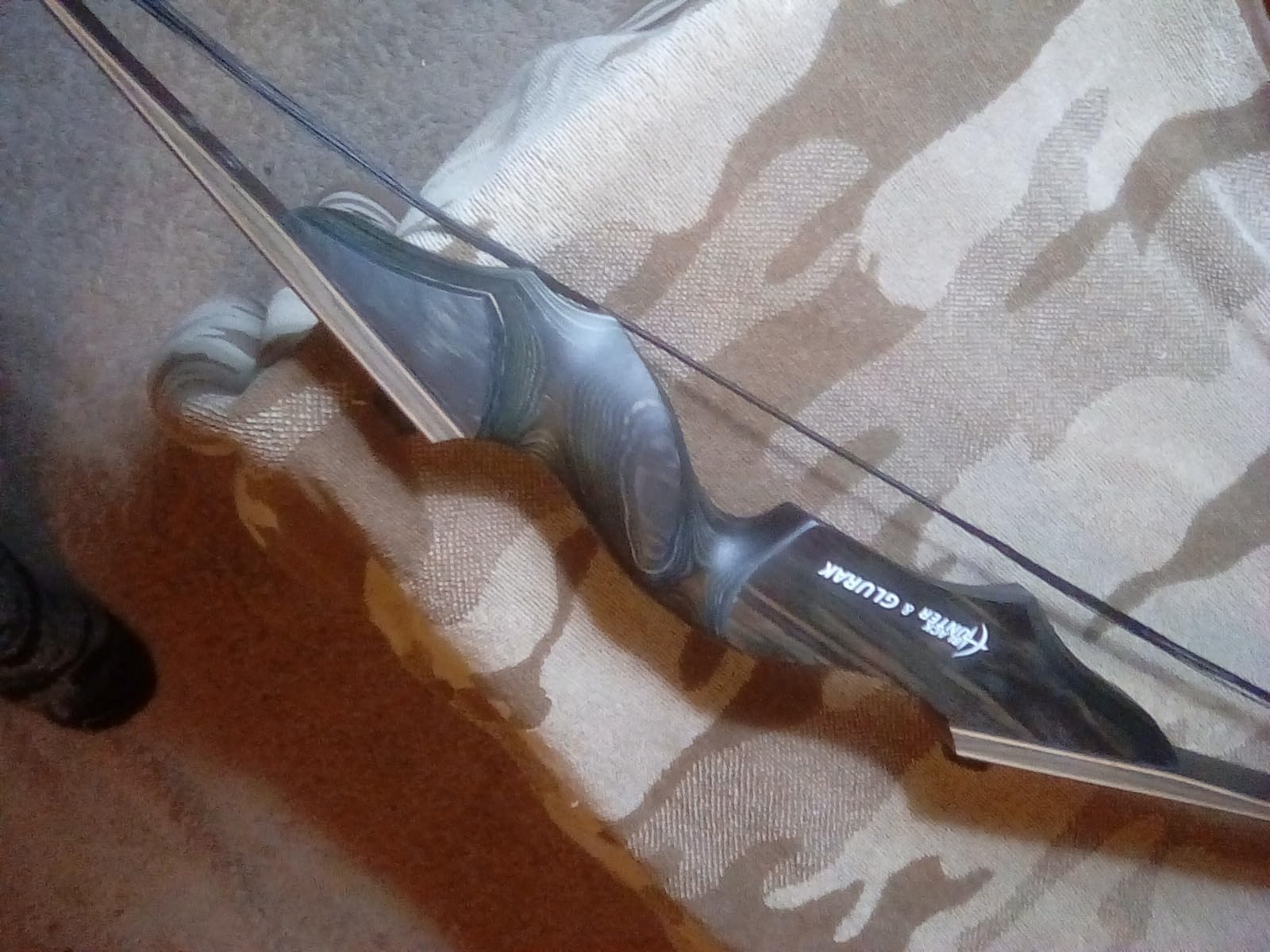 Black Hunter Takedown Recurve Bow, 60