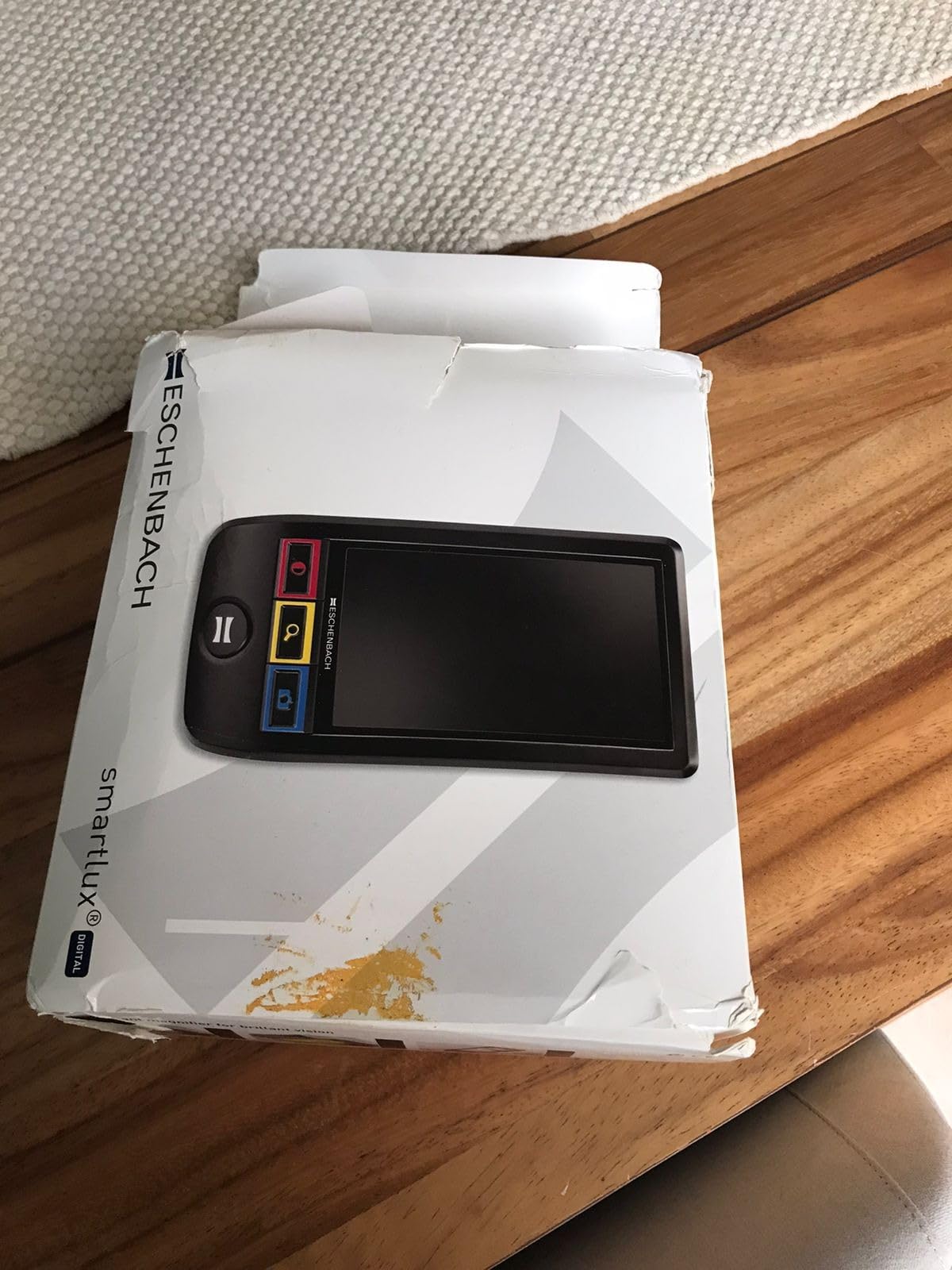 Eschenbach SmartLux Digital Portable Magnifier - Handheld HD Video Magnifier For Low Vision w/Image Capture - (5x, 7x, 9x, 12x Magnification & 5 Viewing Modes) w/Liberty Cleaning Cloth customer photo 2