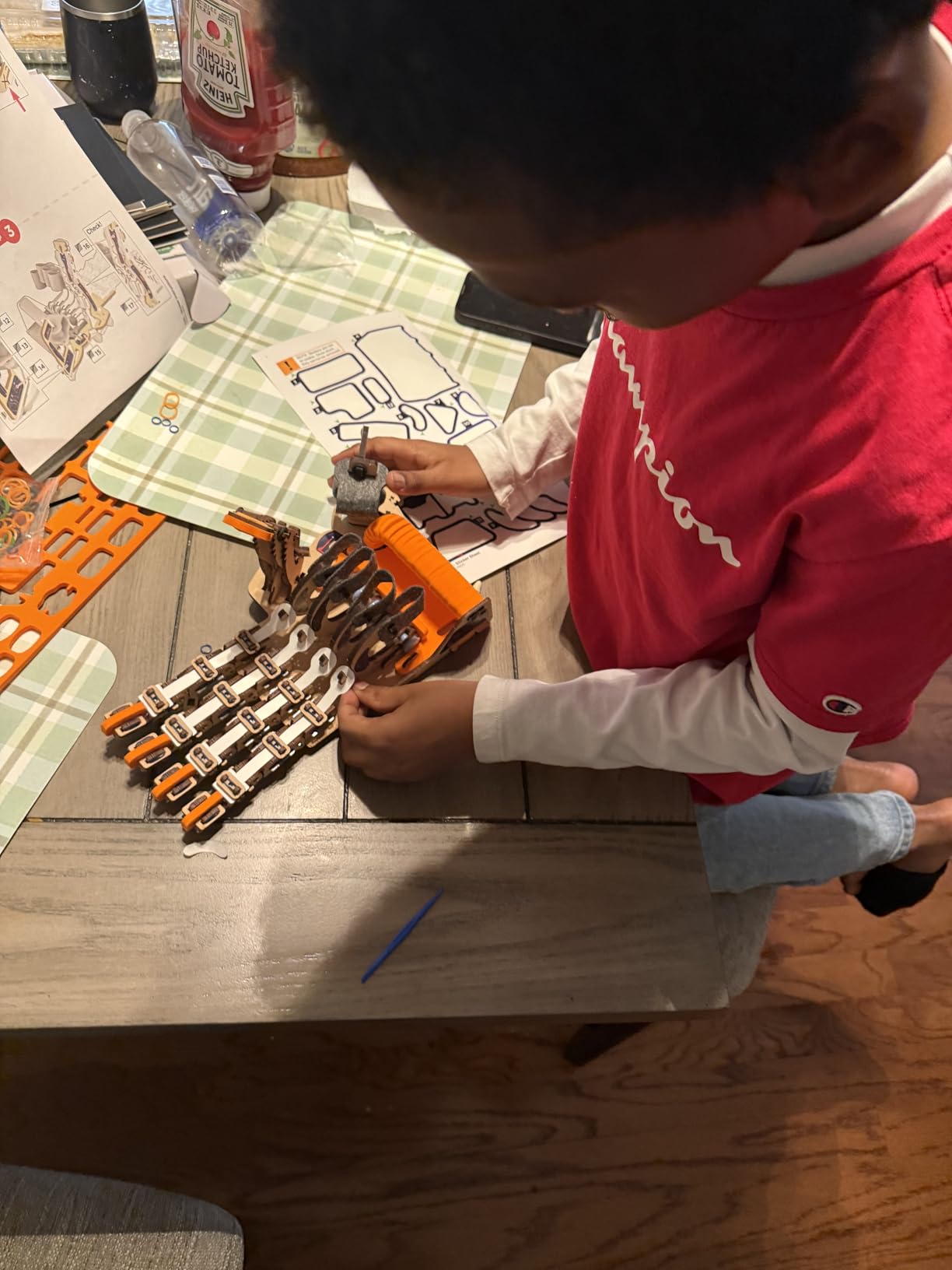 Smartivity DIY Robotic Mechanical Hand STEM Toy for Kids 8-14 Years Old | Parents Choice Award Winner I Birthday Gift for Kids | Engineering Kit for 8, 9, 10, 11, 12, 13, 14 Years Old Boys & Girls customer photo 1